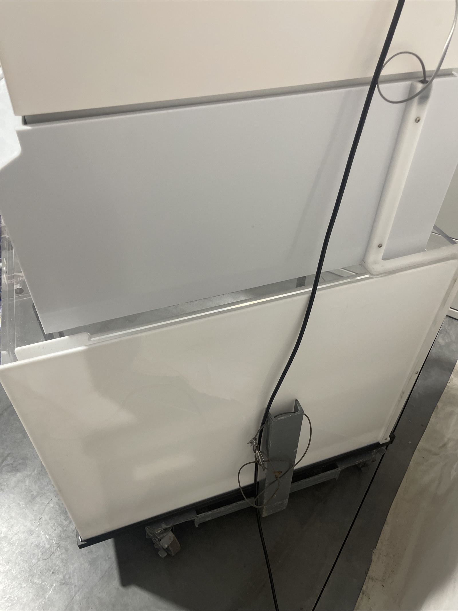 FLOW SCIENCES 36" BIBO MDL. ETA363024ABD FLOW HOOD W/ VBSE HEPA FILTRATION