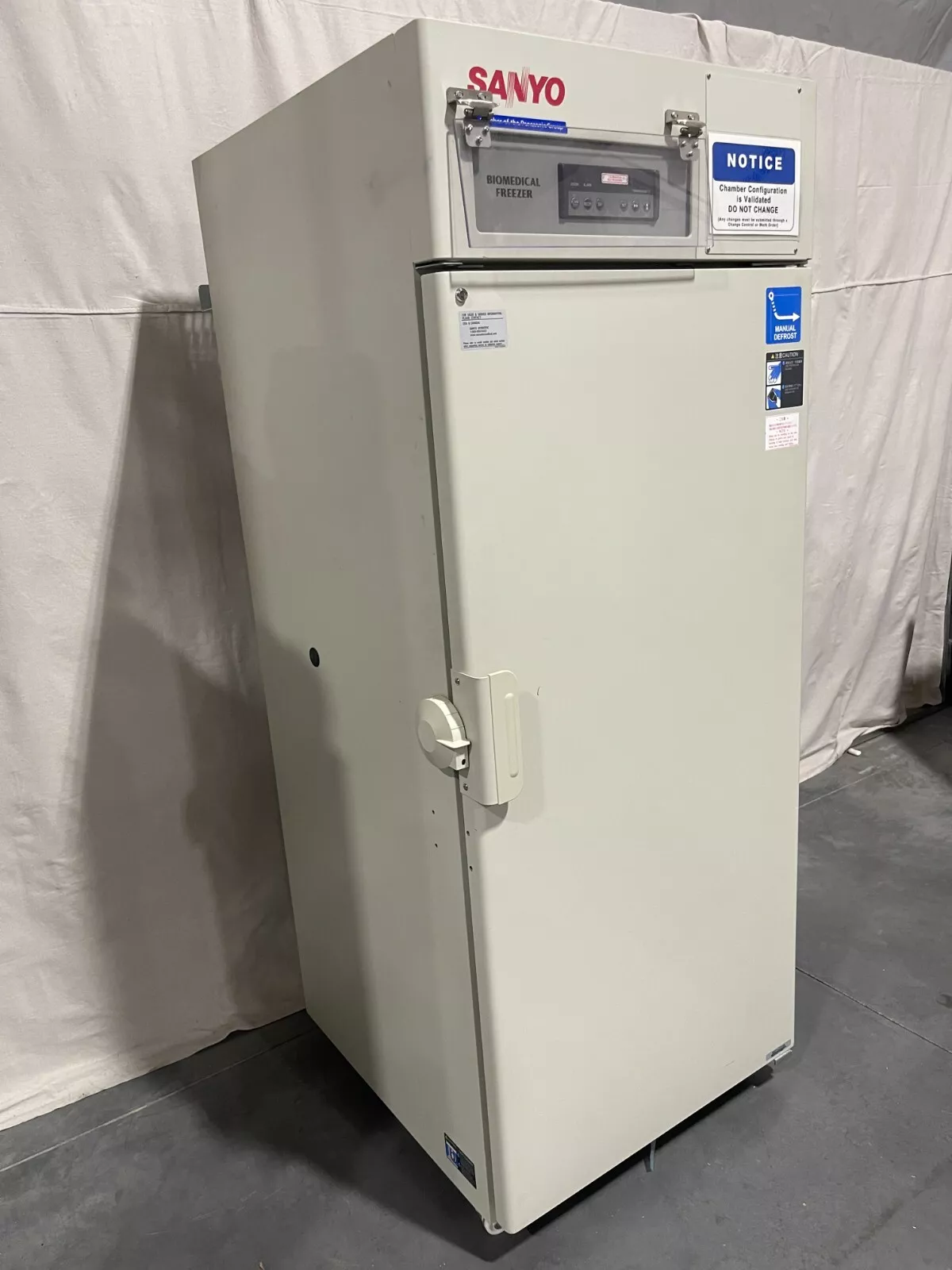 Sanyo Biomedical Freezer Model MDF-U731M