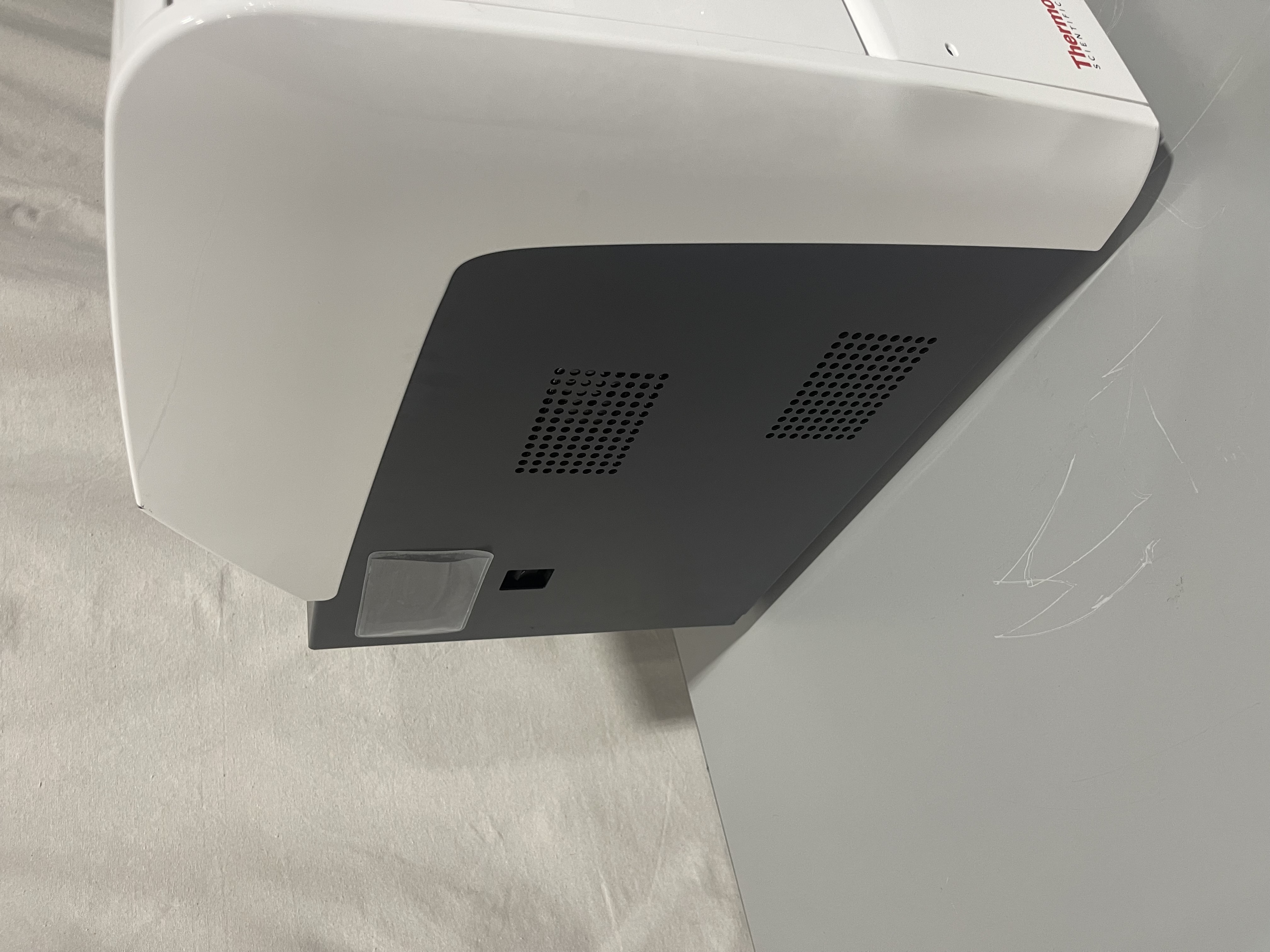 Thermo Scientific varioskan Lux Plate Reader 