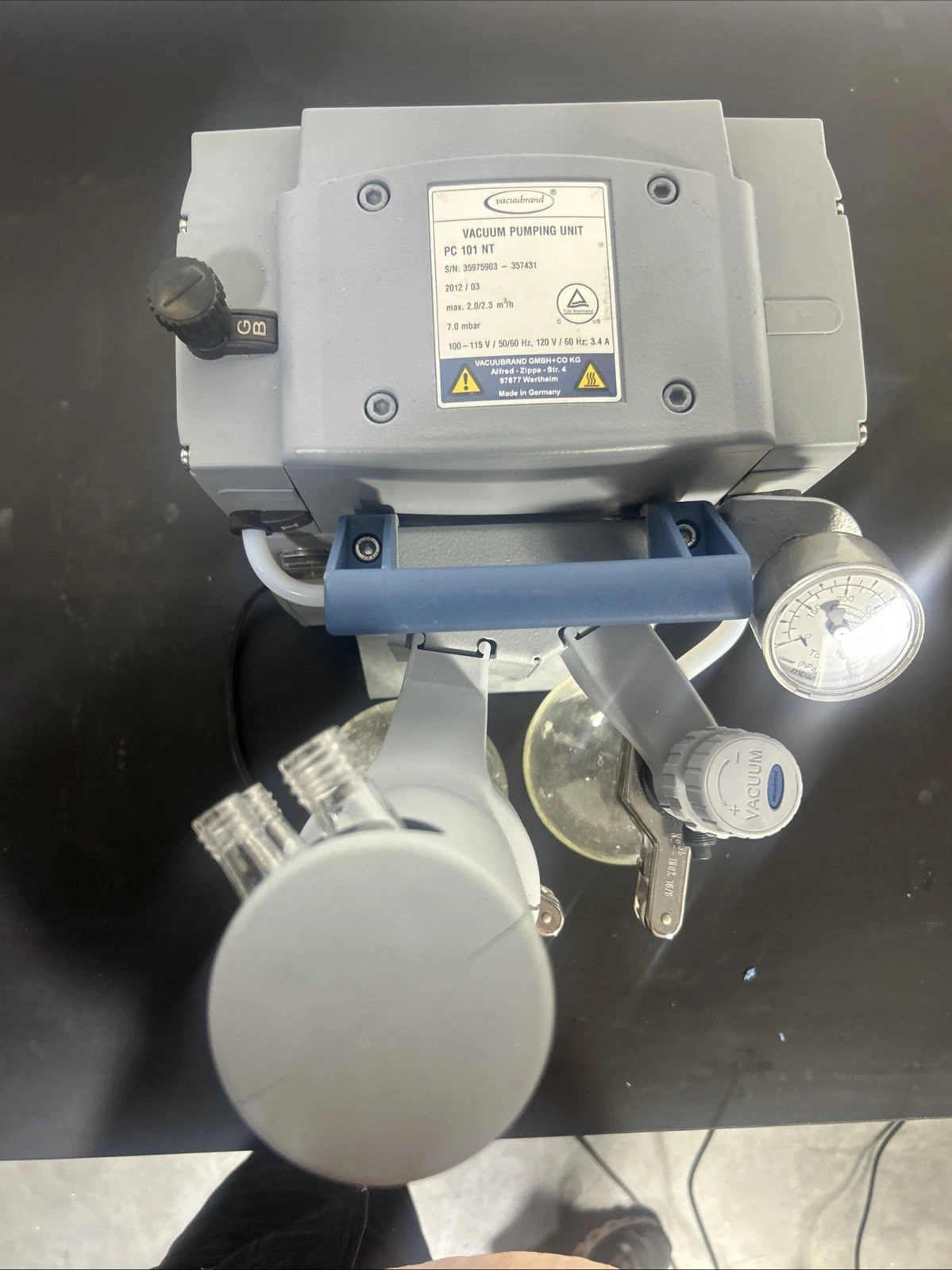 Share BrandTech VACUUBRAND 2c PC 101 NT Dry Chemistry Diaphragm Vacuum Pump - Used
