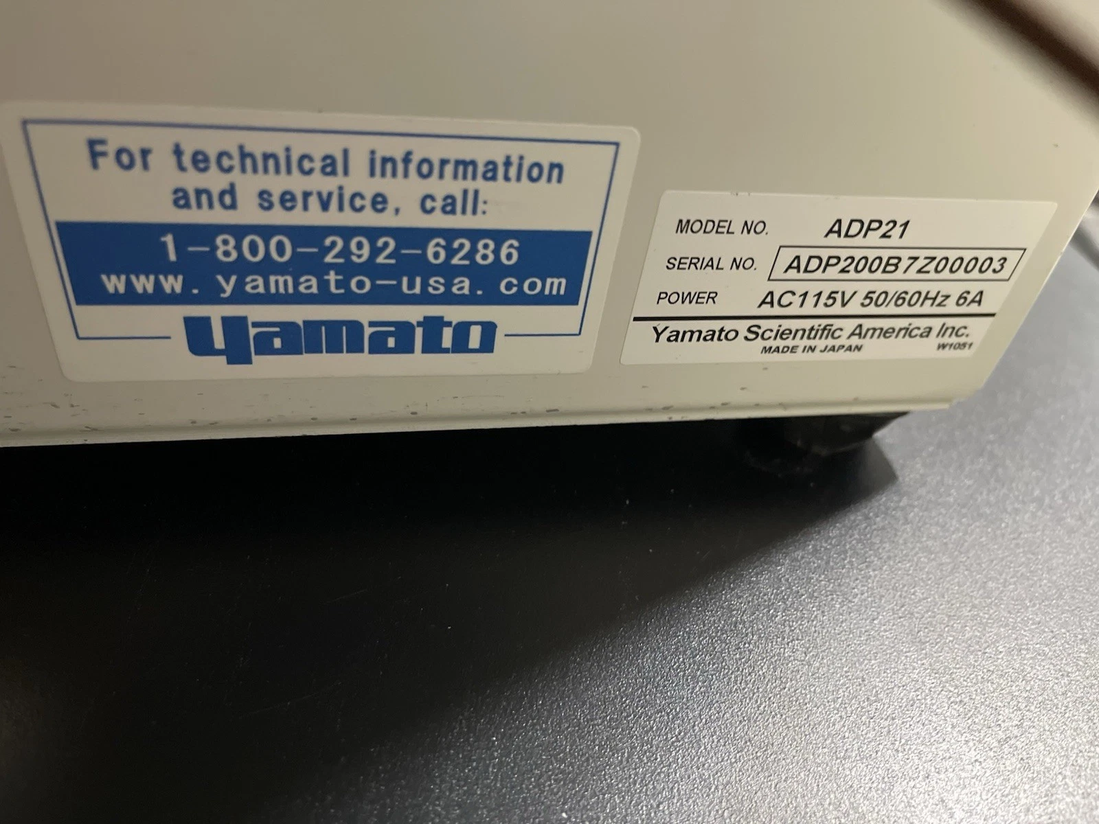 Yamato ADP21 programmable Vacuum Drying Oven 115VAC, 10L Capacity