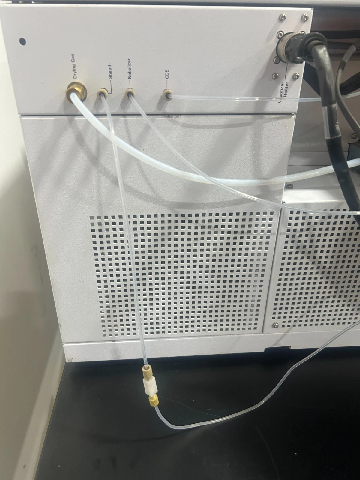 Share Agilent 6490 Triple Quadrupole LC-MS/MS Mass Spectrometer System