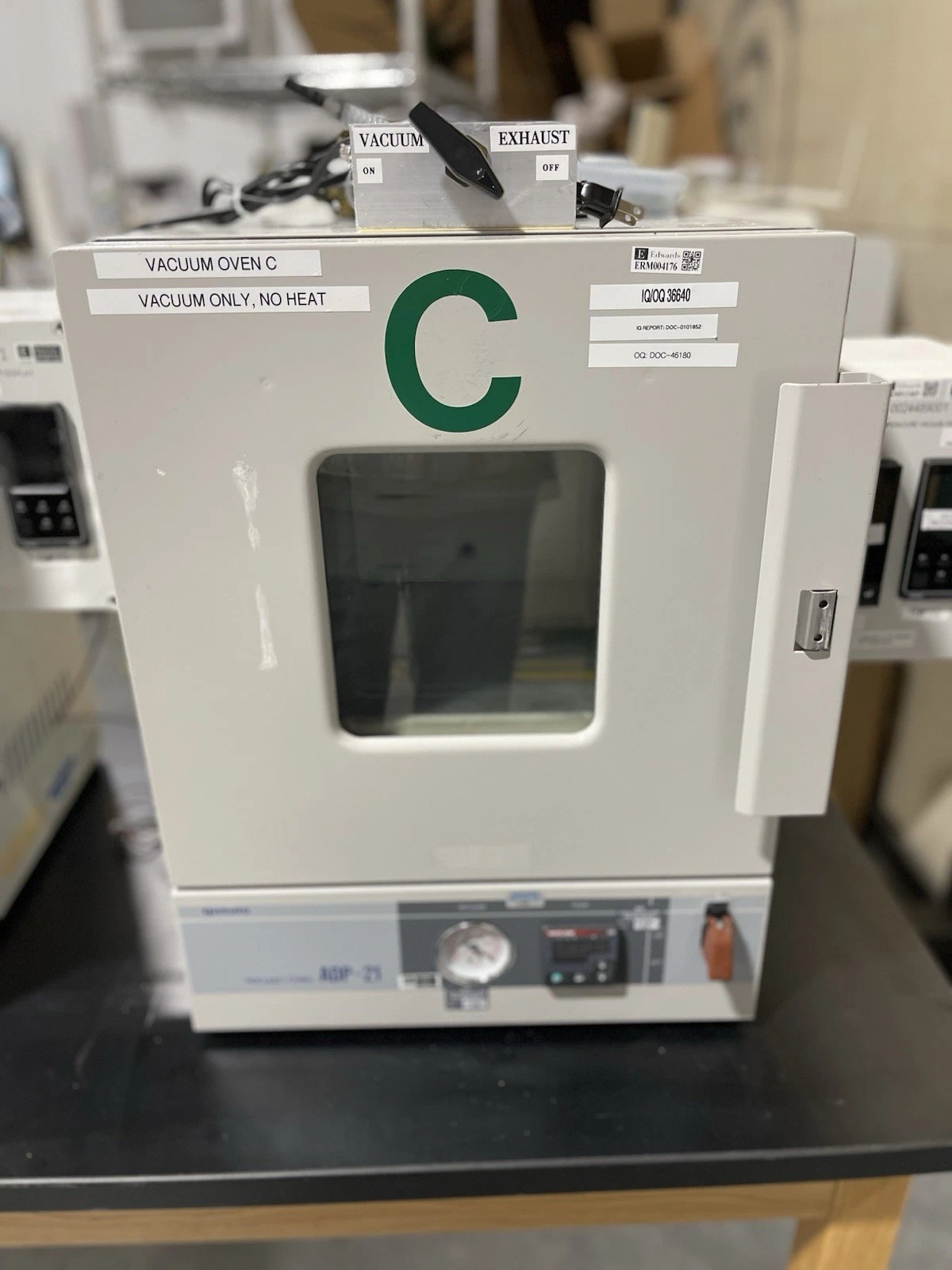 Yamato ADP21 programmable Vacuum Drying Oven 115VAC, 10L Capacity