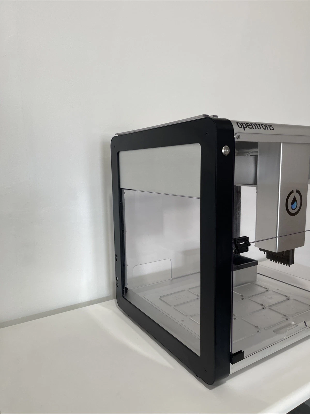 Opentrons Liquid Handler OT2