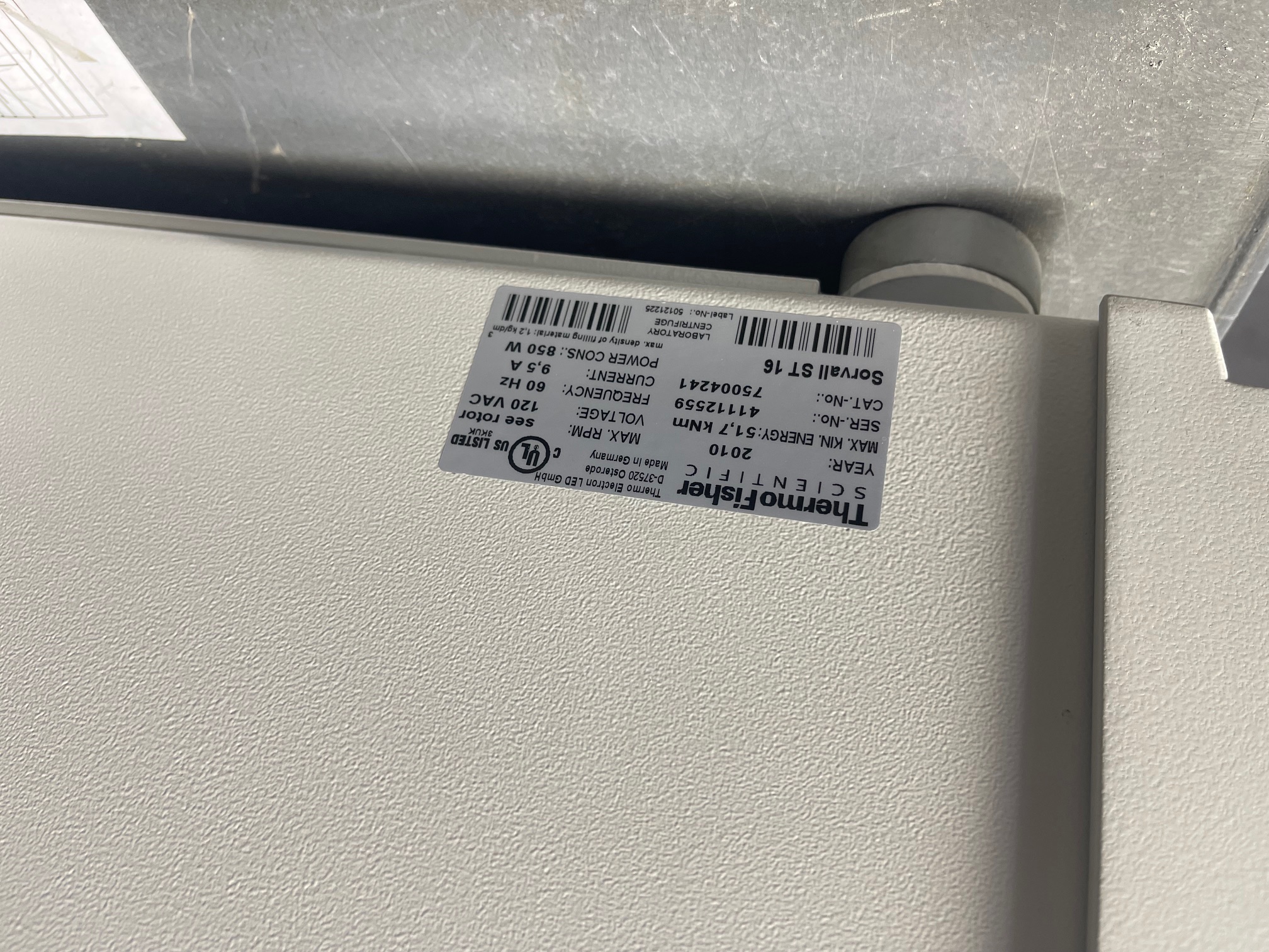 Thermo Sorvall ST16 Benchtop centrifuge 