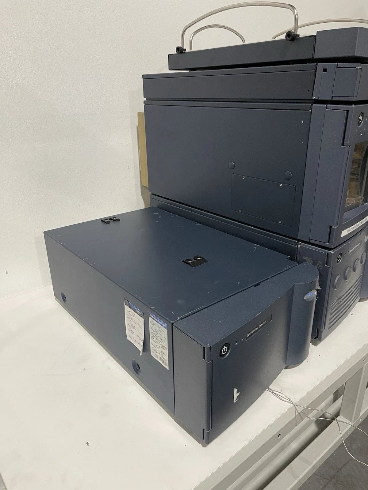Waters Acquity UPLC/HPLC binary Solvent / Sample Manager/ 2489 UV/Vis Detector
