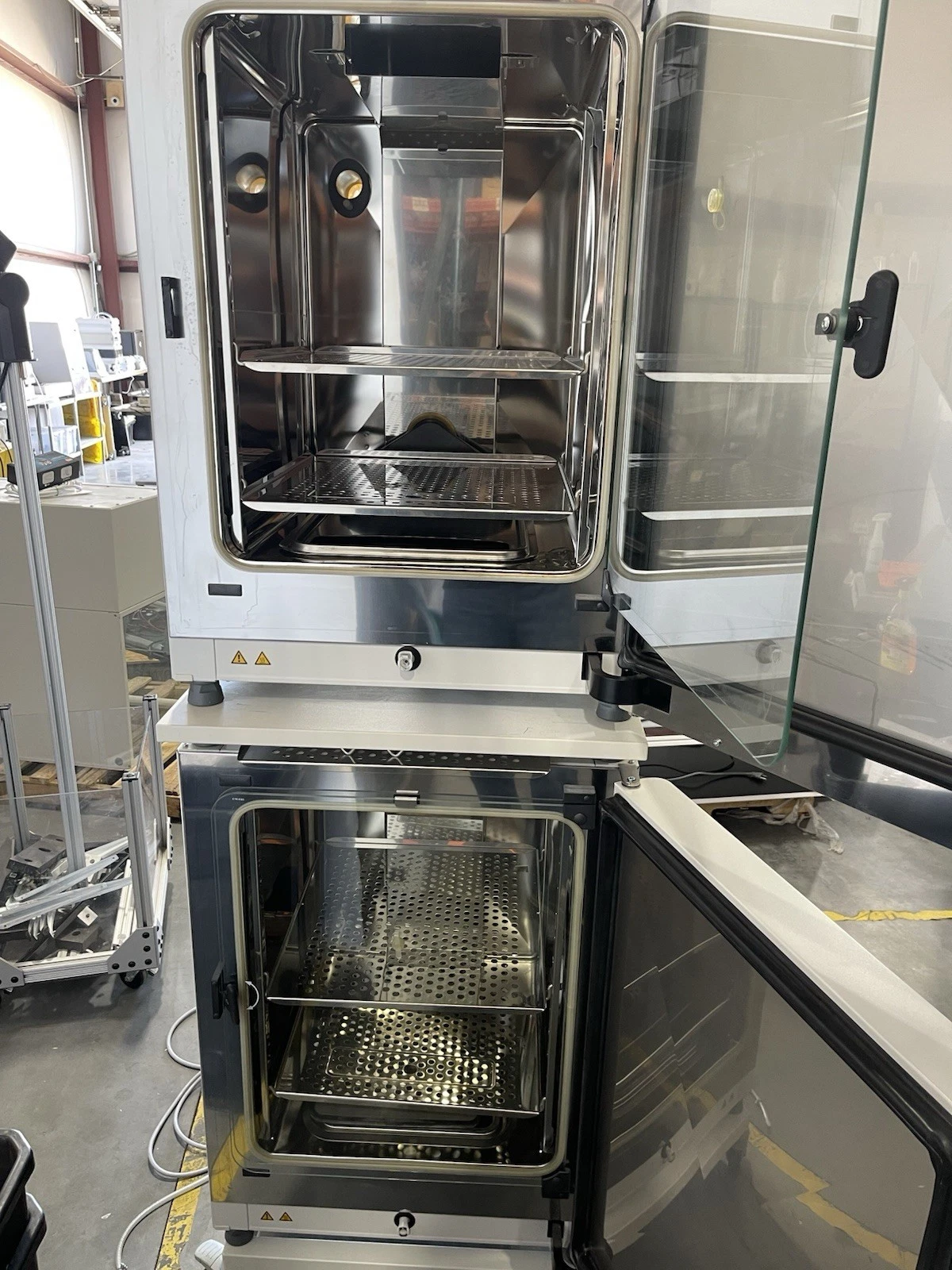 Share Thermo Heracell™ VIOS 160i CO2 Incubator, 165 L, Stainless Steel