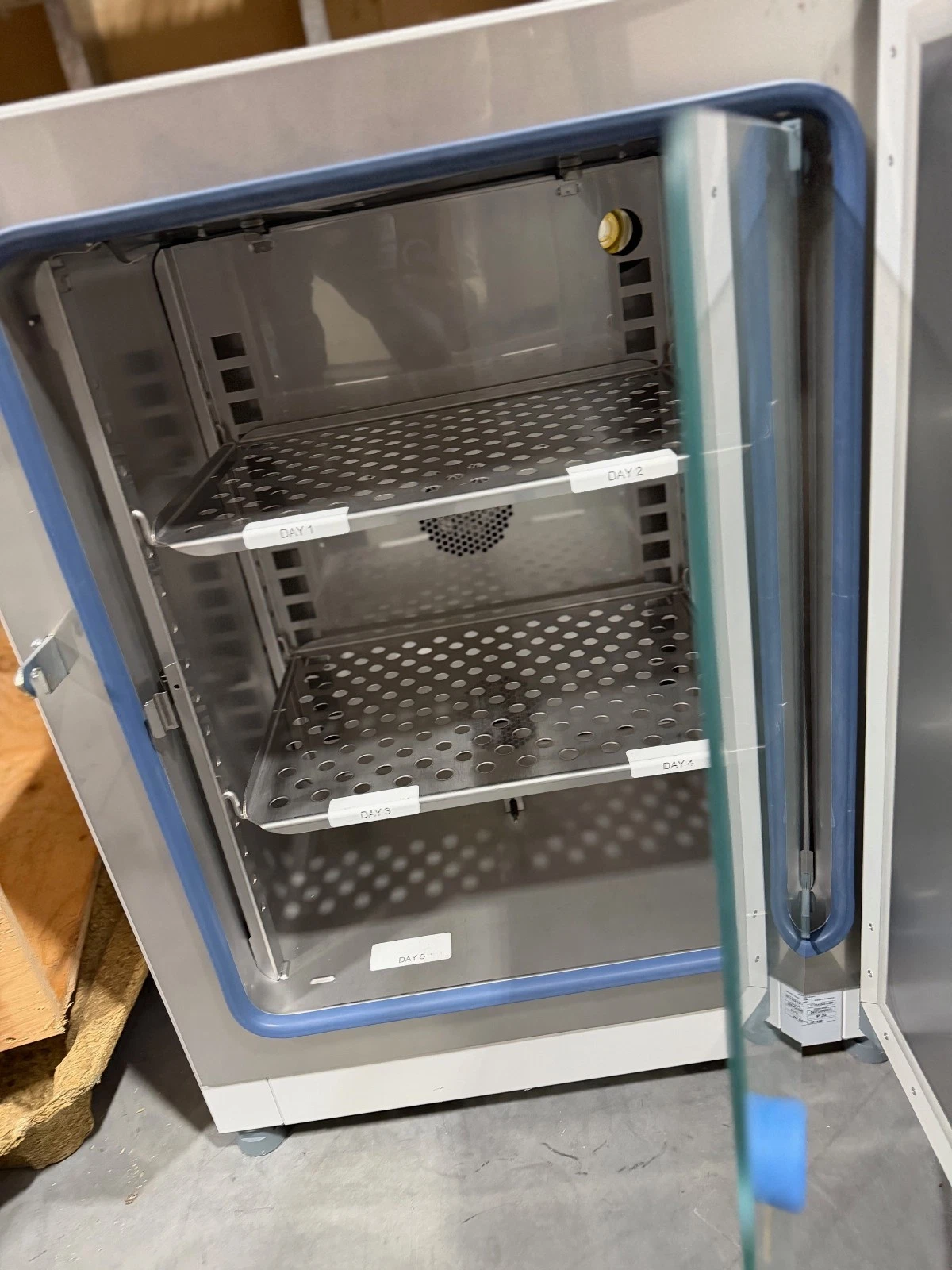 Thermo Scientific Heratherm IMH100-S