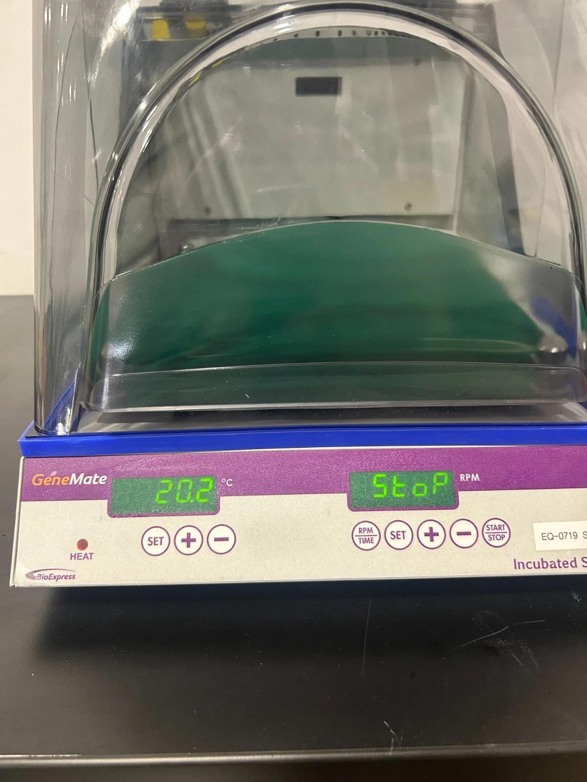 Share GeneMate Incubated shaker mini - Tested