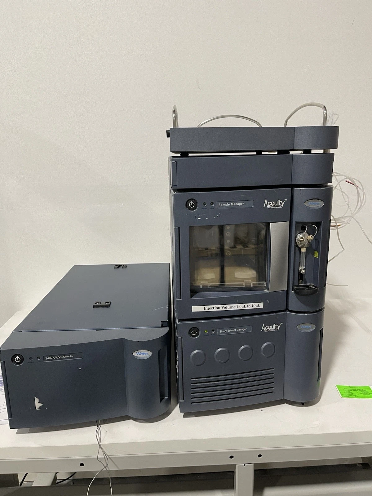 Waters Acquity UPLC/HPLC binary Solvent / Sample Manager/ 2489 UV/Vis Detector