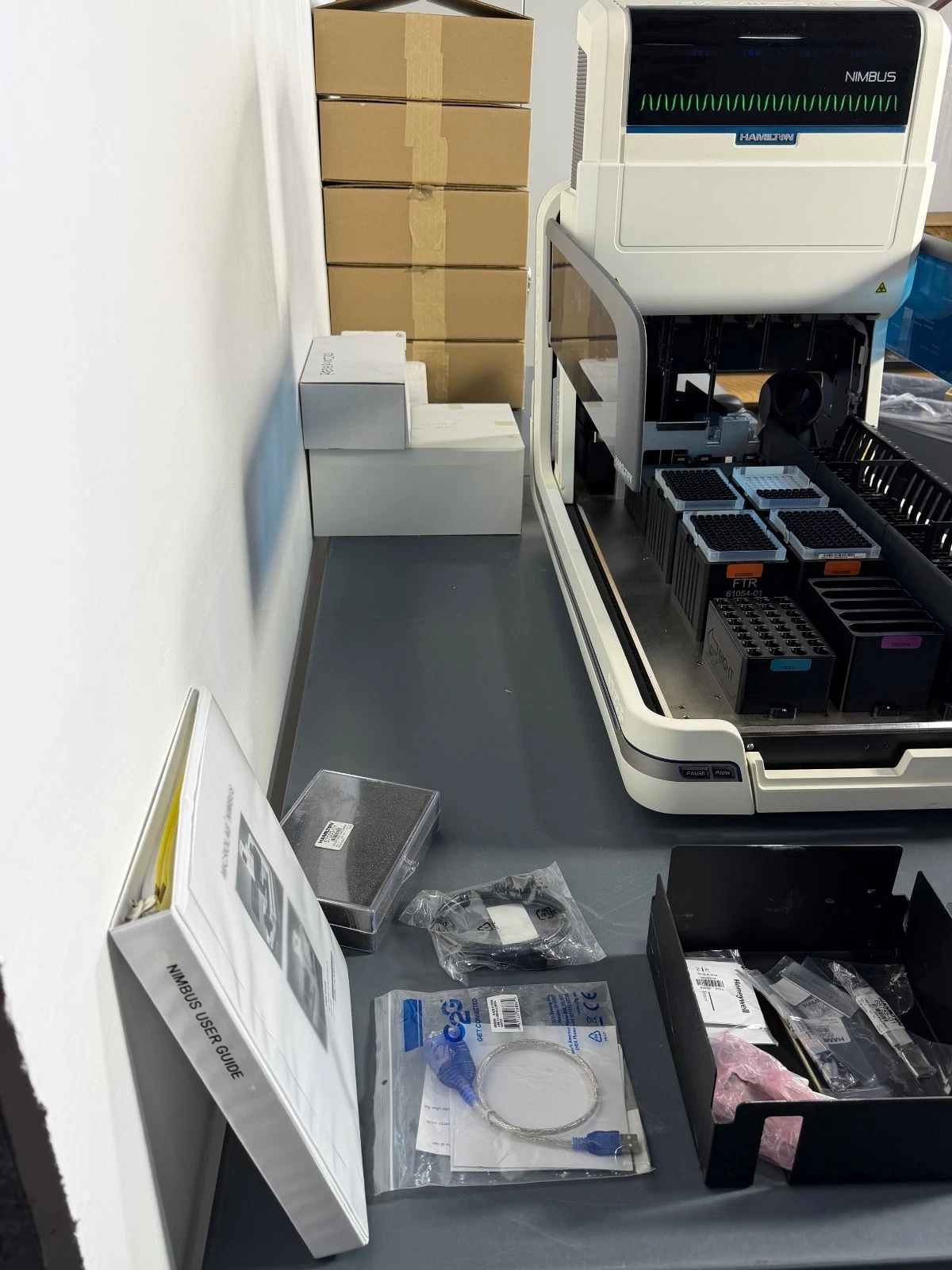 Hamilton Microlab Nimbus Personal pipetting workstation