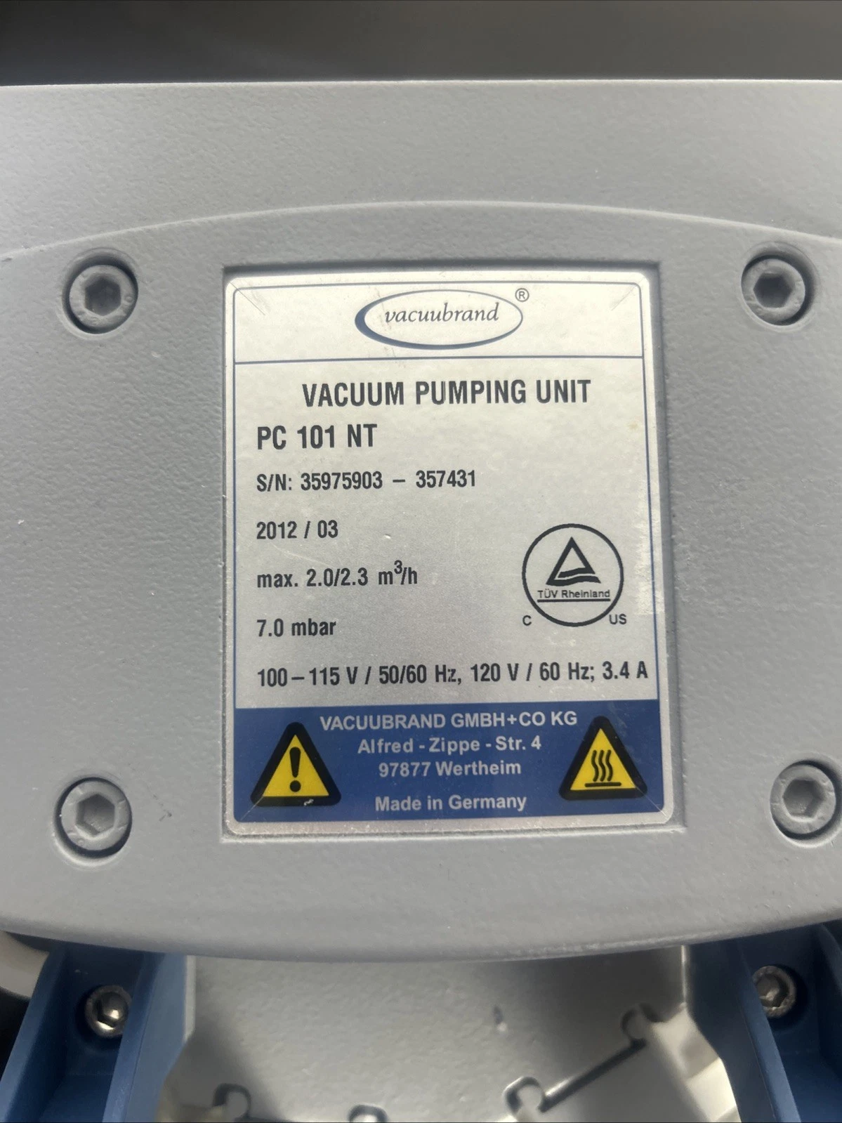 Share BrandTech VACUUBRAND 2c PC 101 NT Dry Chemistry Diaphragm Vacuum Pump - Used
