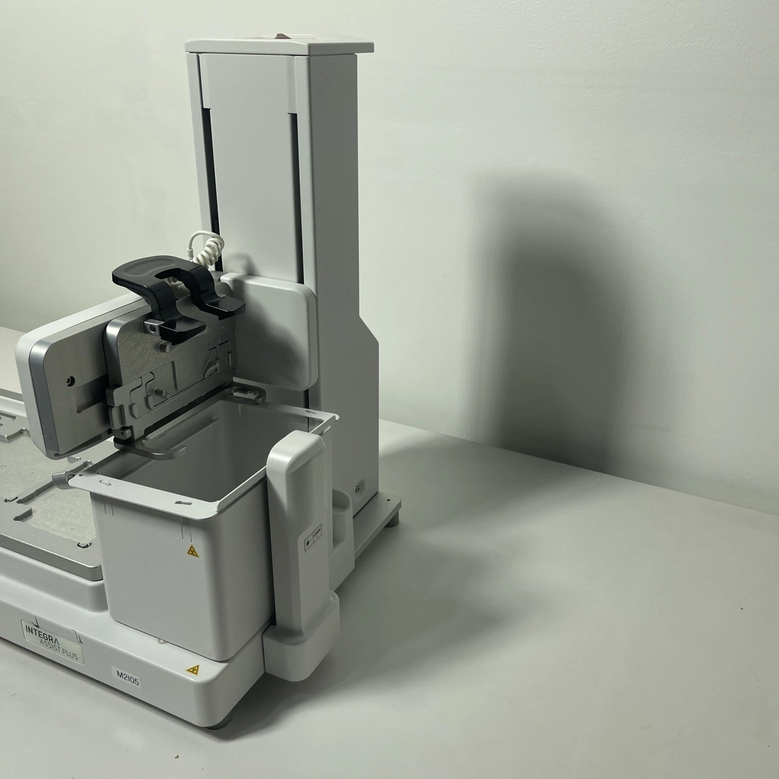 Integra Assist Plus Robot Multichannel Pilettes Liquid Handling System