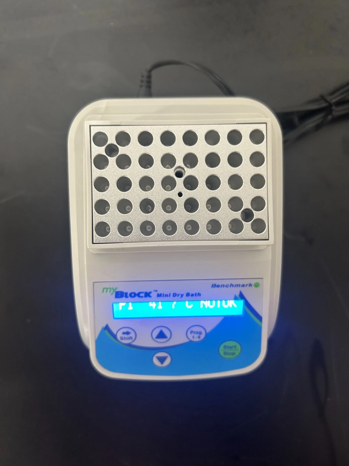Benchmark Scientific MyBlock Mini Dry Bath BSH300