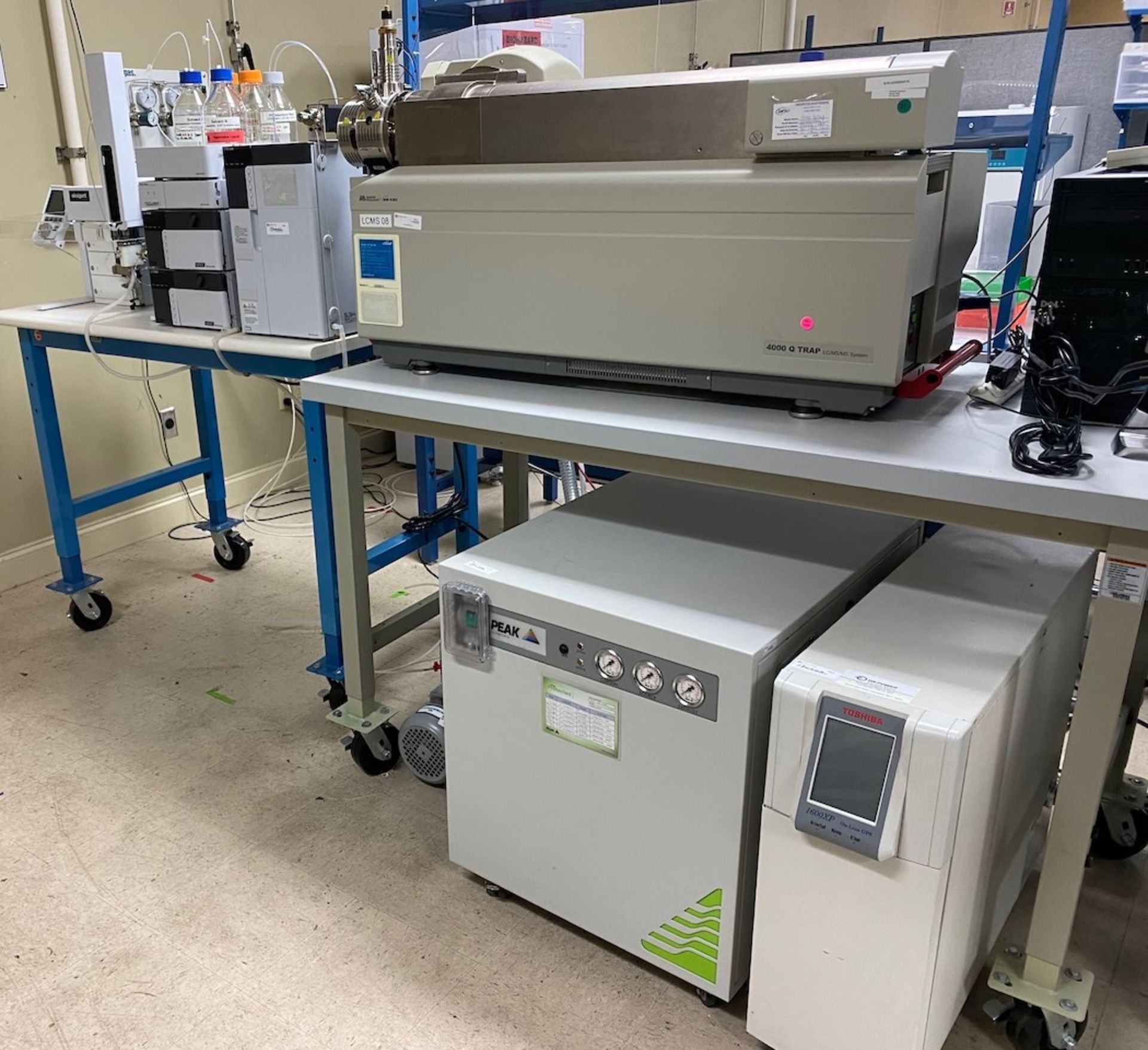 AB Sciex 4000 LC/MS Shimadzu LC