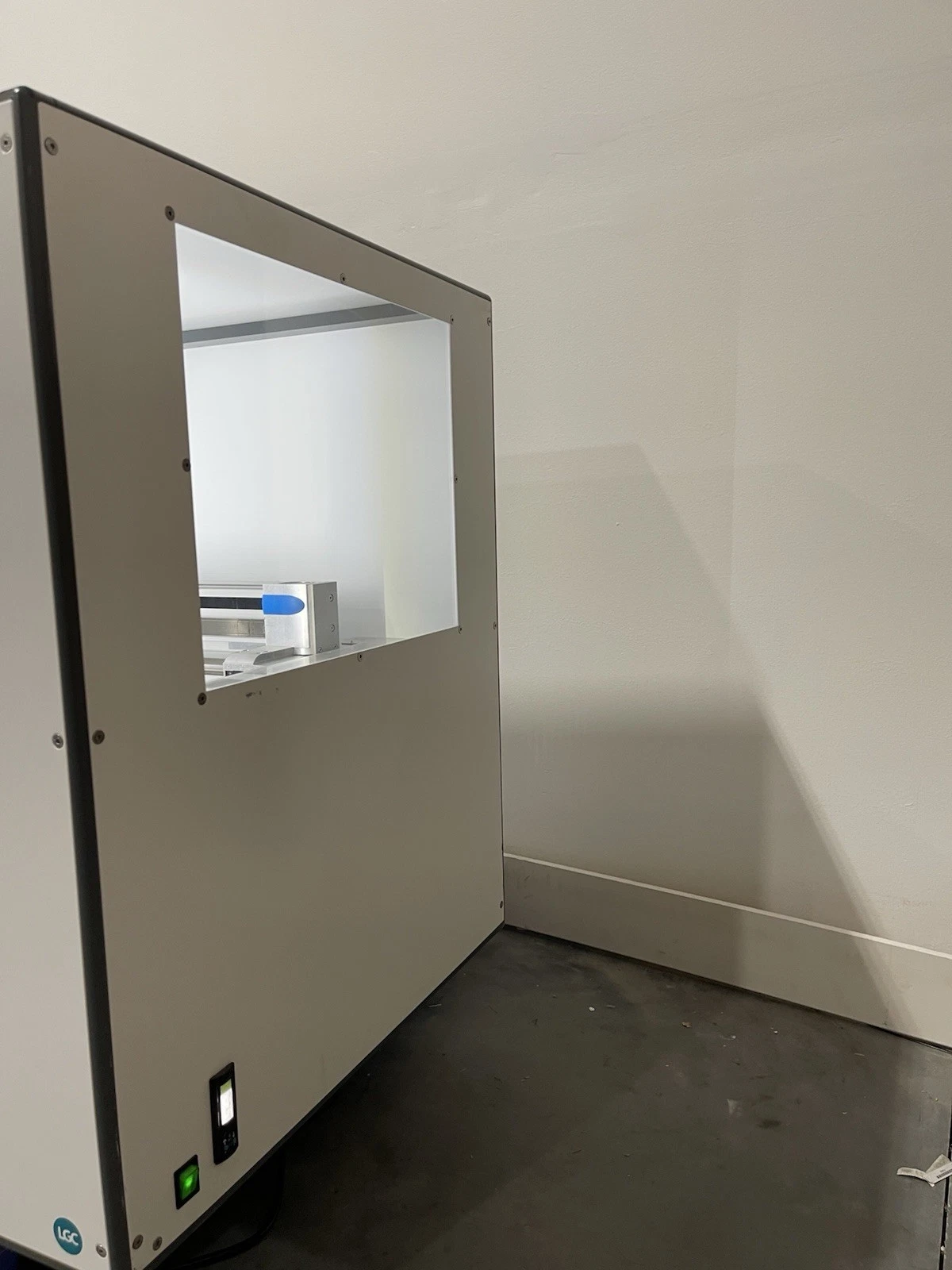 LGC Biosearch Technologies OKTOPURE bead-based automated DNA extraction system