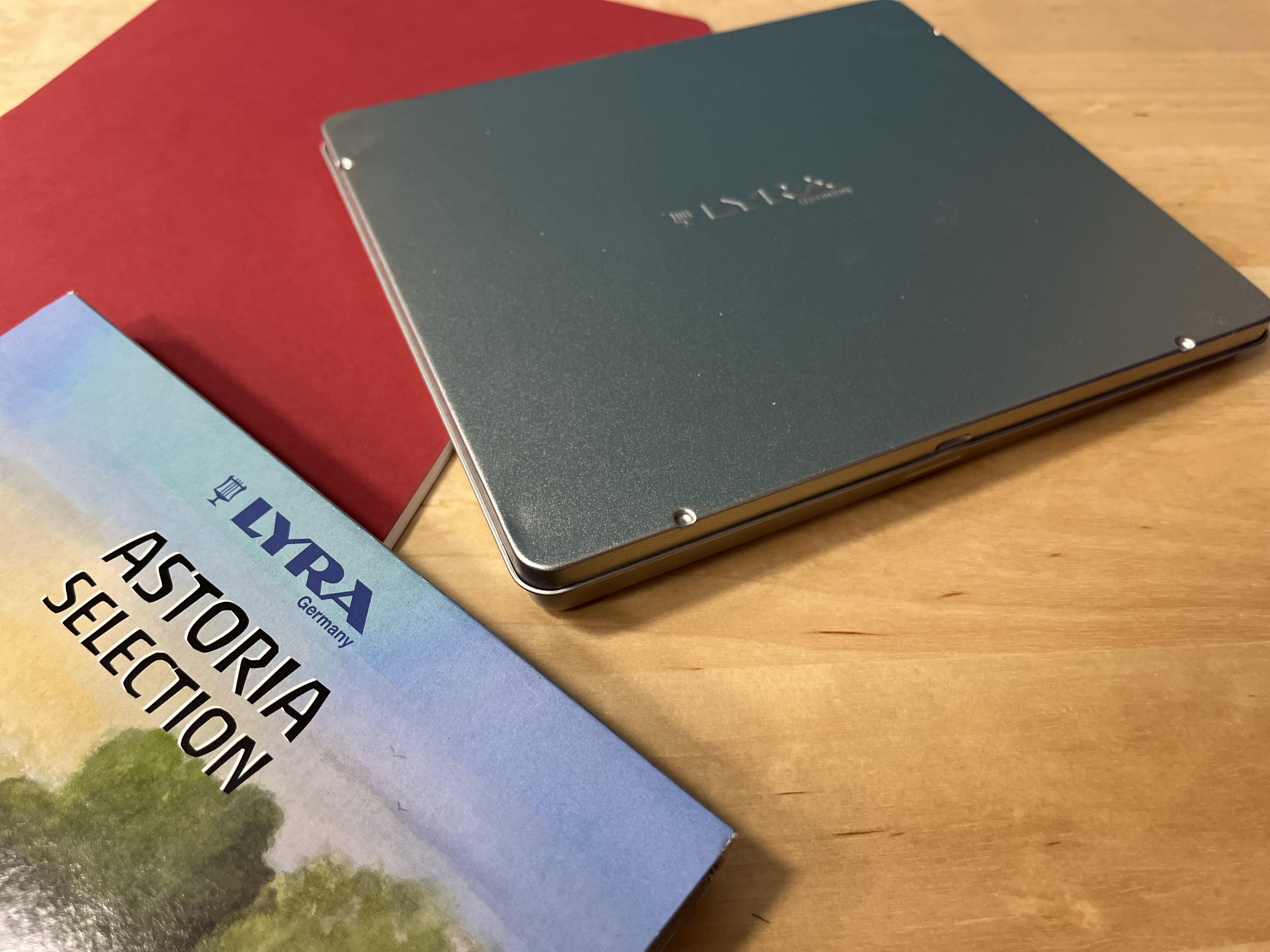 LYRA pieštukų komplektas 18 vnt.