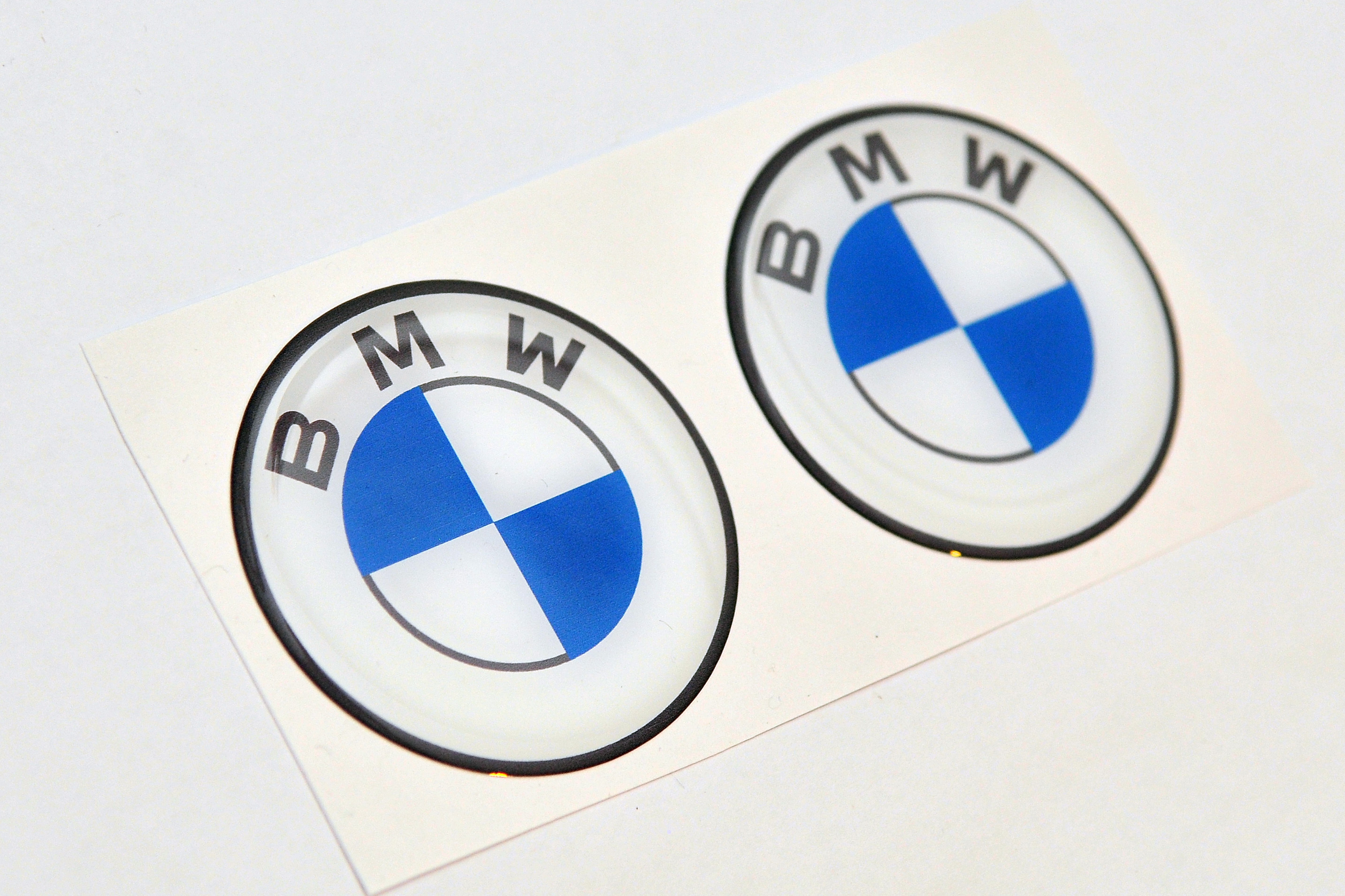 2 pcs x BMW 3D Domed stickers (diameters from 30mm to 82mm)