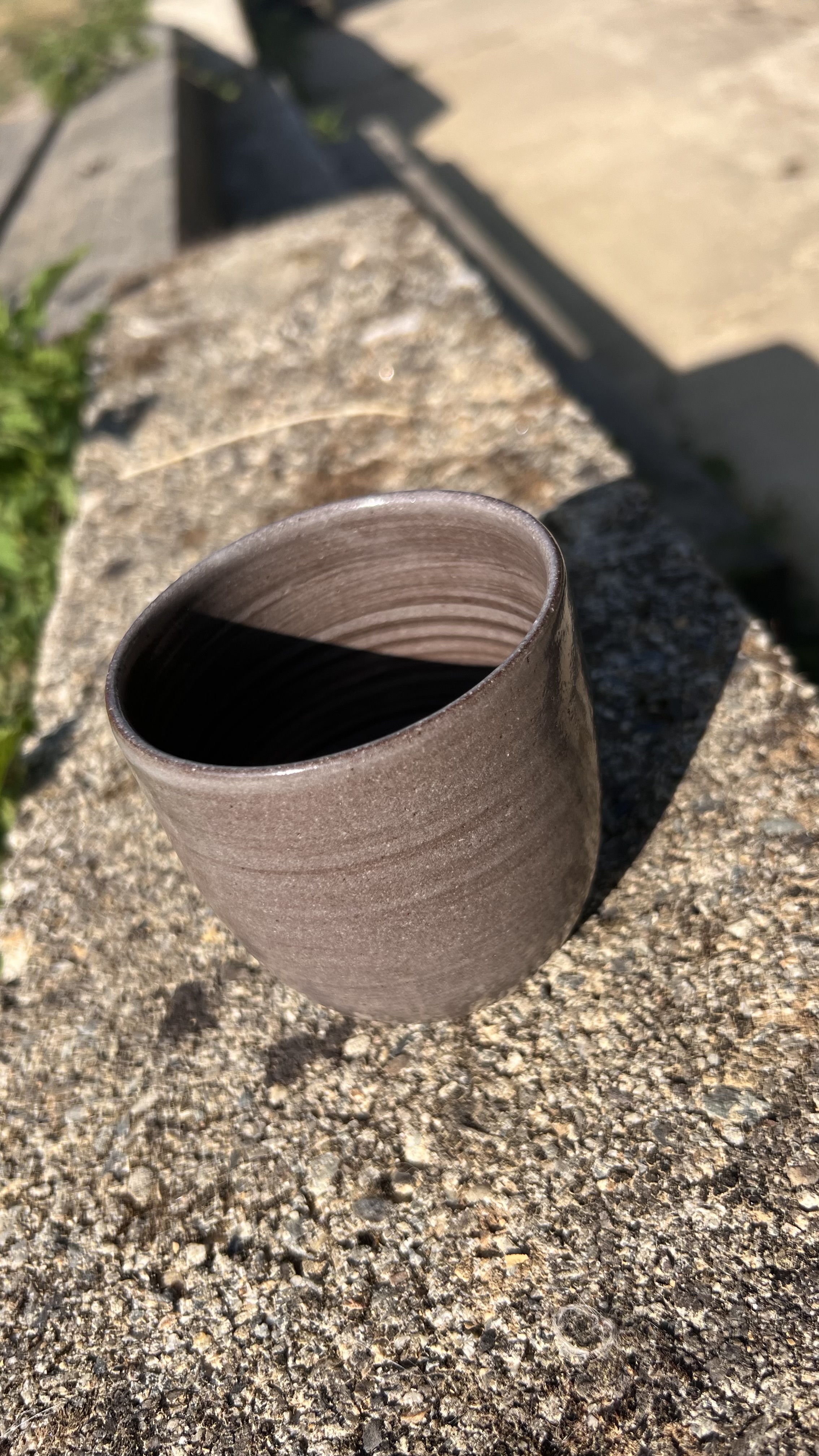 Tasse à café en terre locale