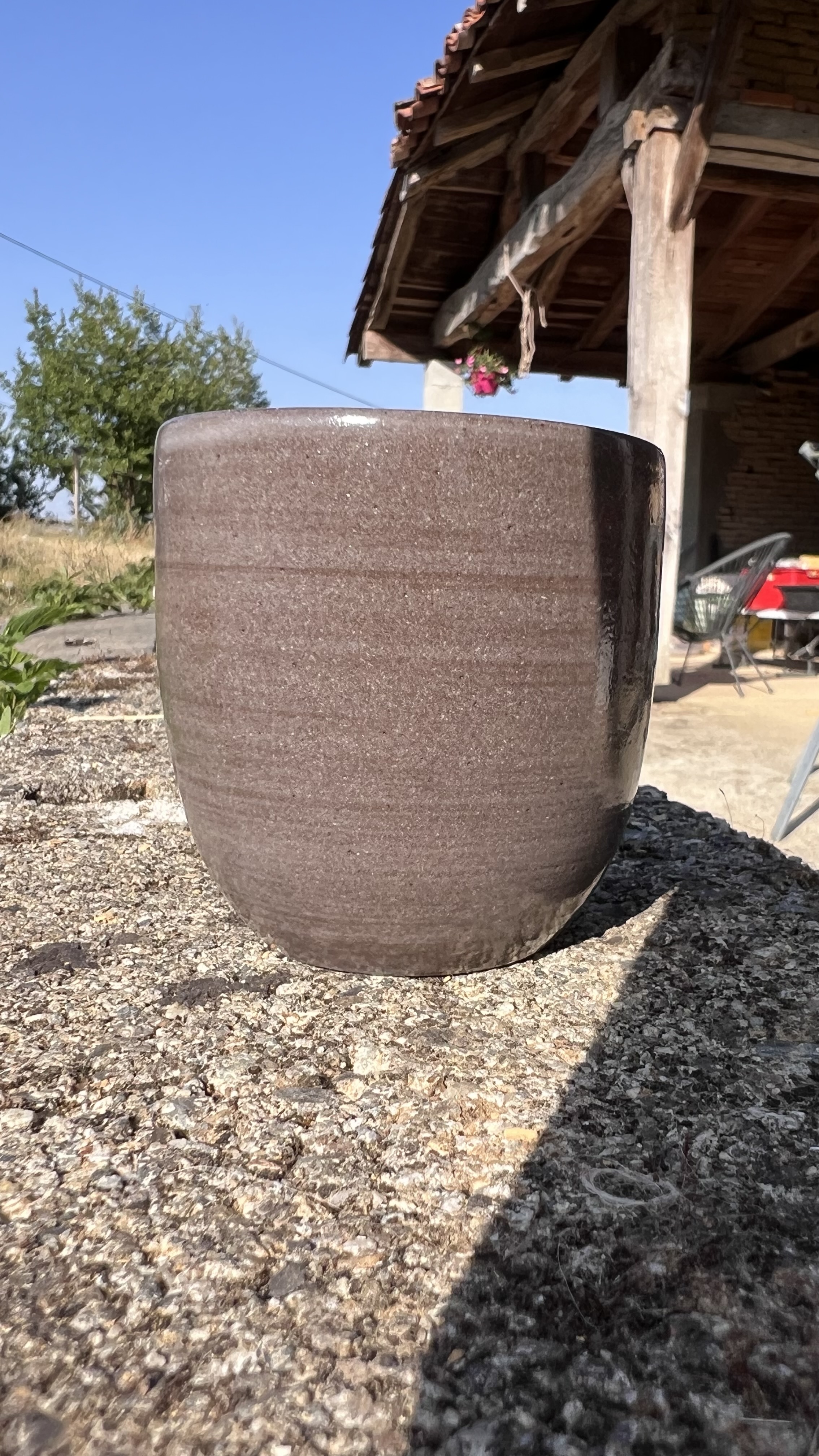 Tasse à café en terre locale