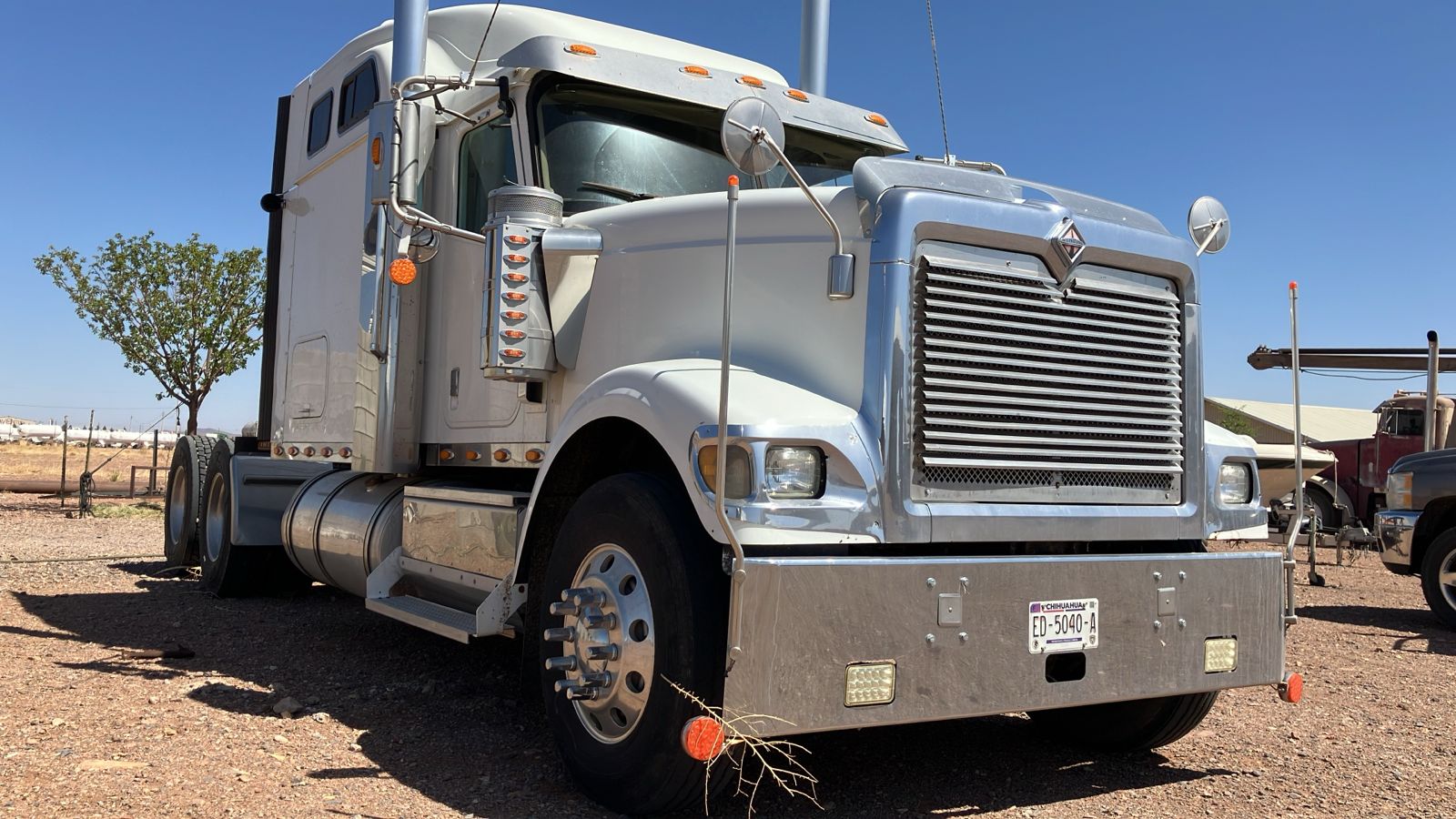 2009 Internacional - Cummins - Manual y  2014 Plataforma Great Dane 52 pies