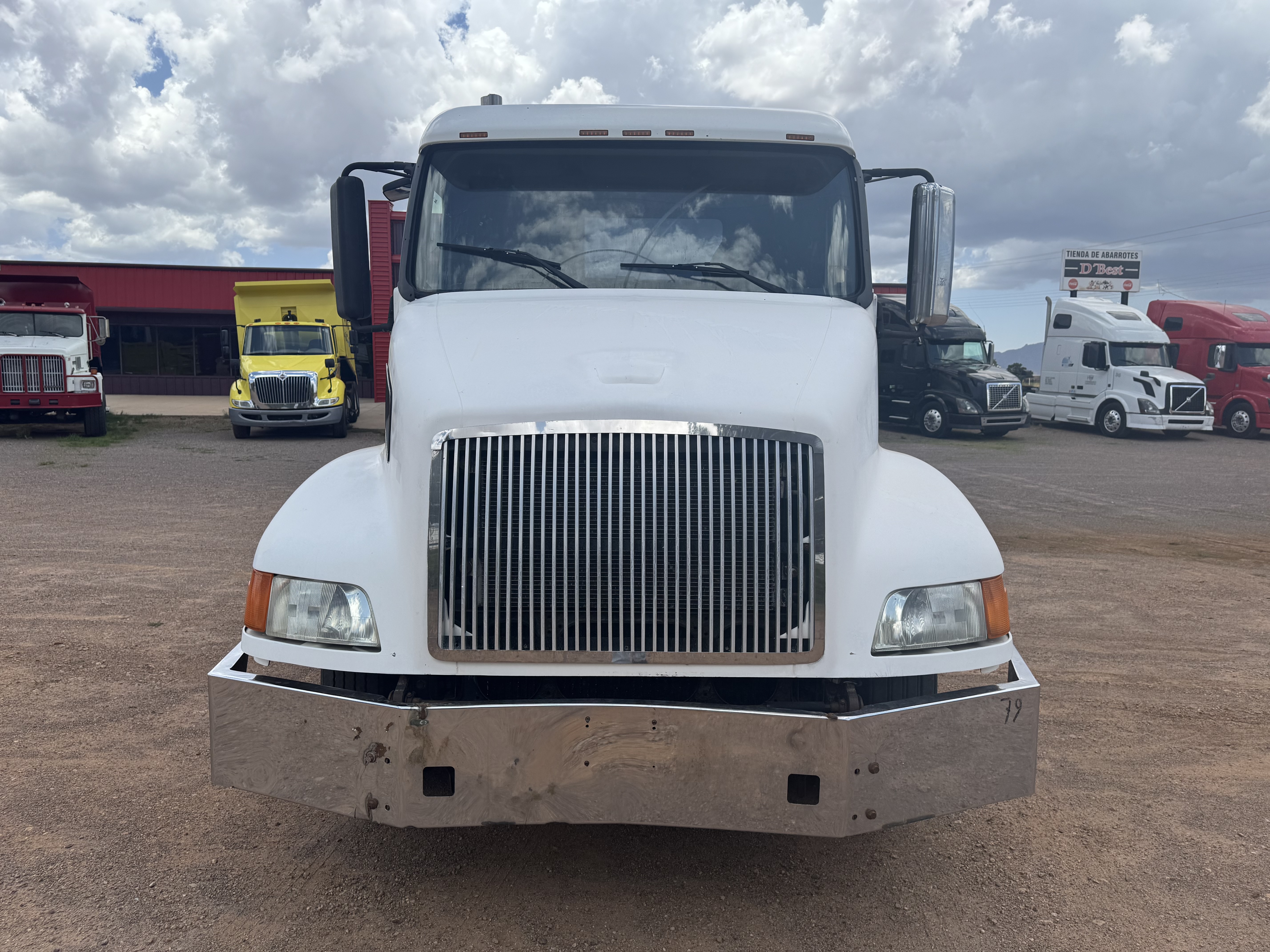 2000 Volvo VN - Manual - Cummins