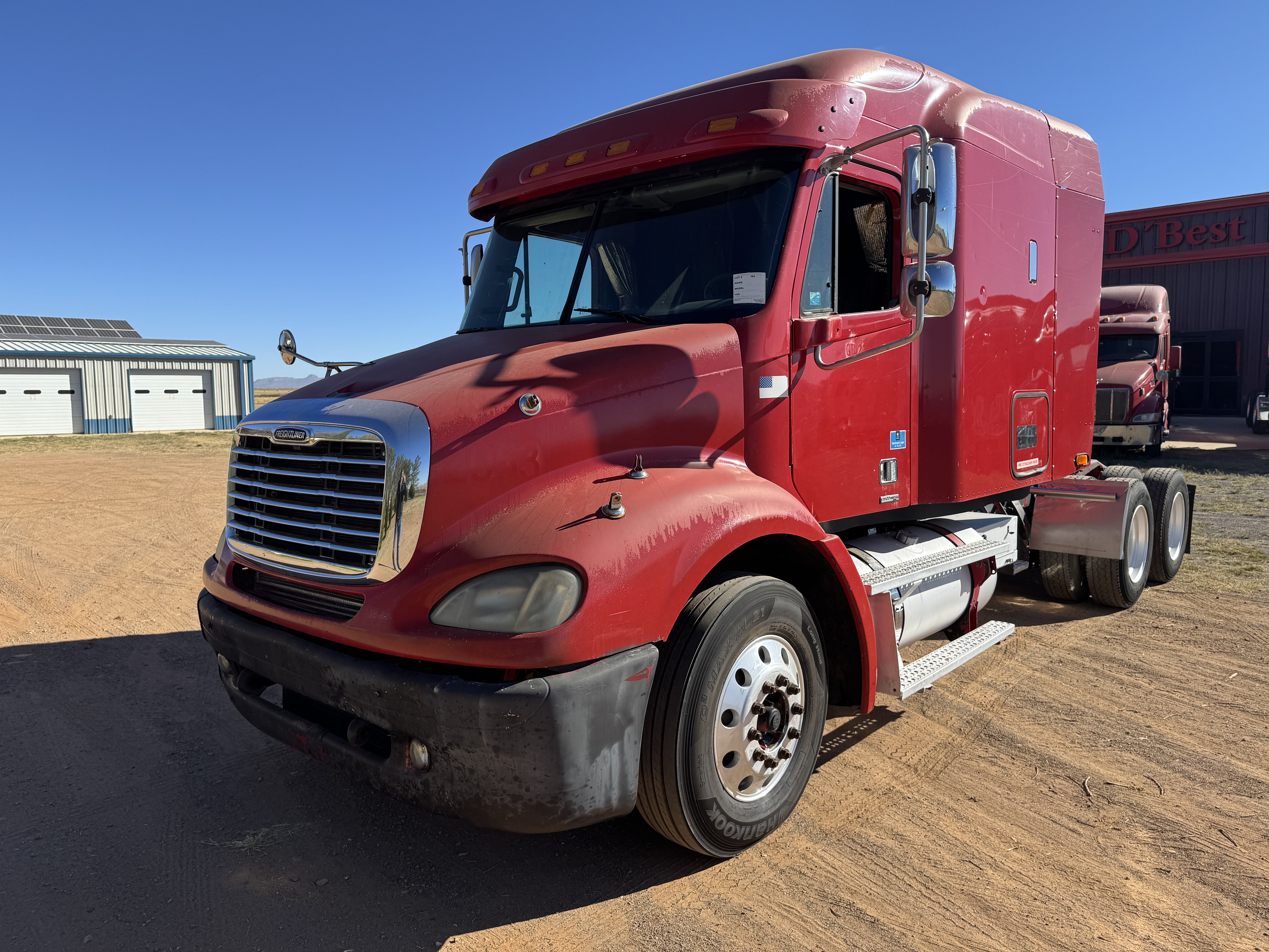 2004 Freightliner Columbia 112 - CAT C13 - Manual