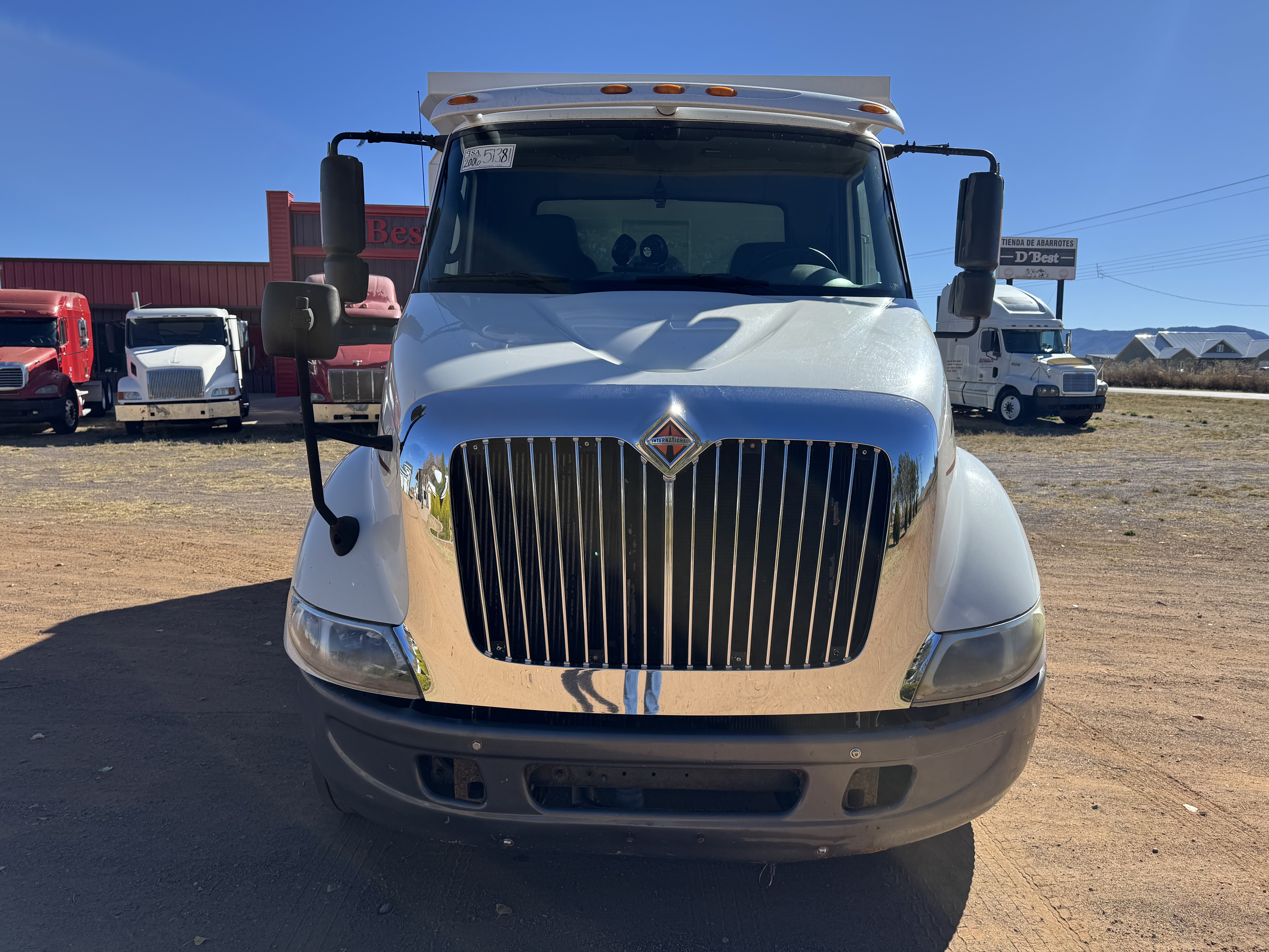 2006 Internacional TranStar 8600 - Cummins - Manual - Acorazado - 14 Metros