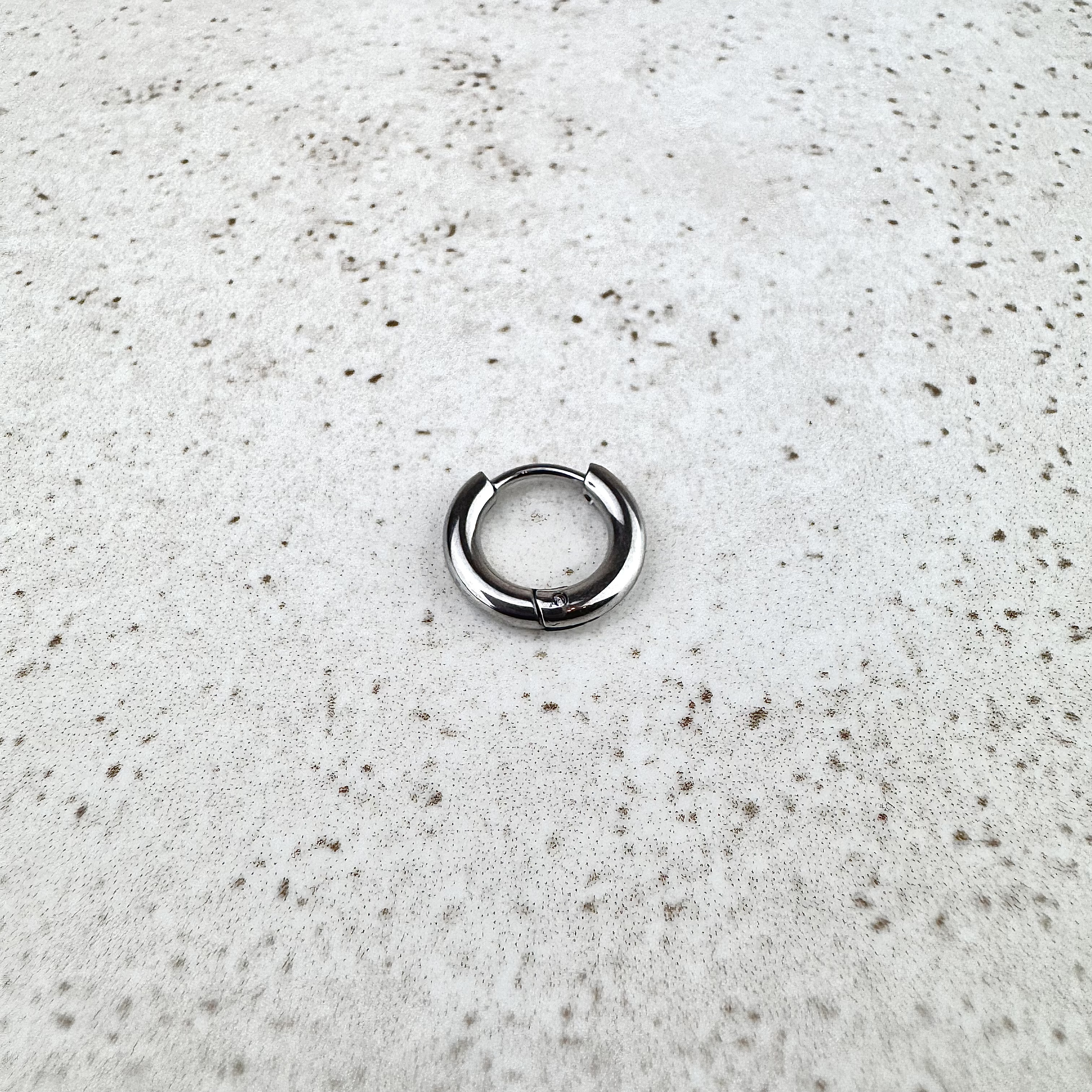 Pirsingo auskaras Minimal
