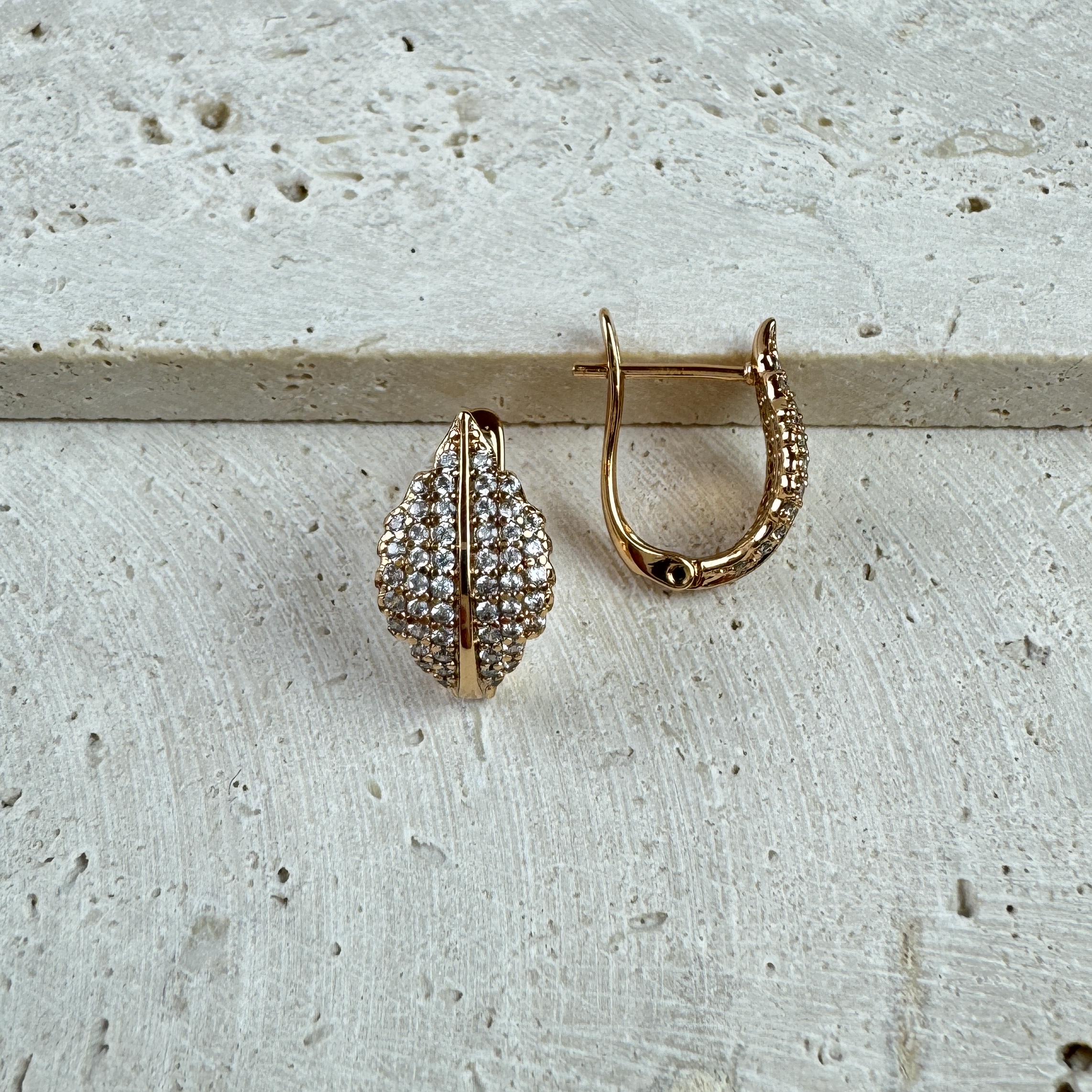 Auskarai Tylos Žiedai