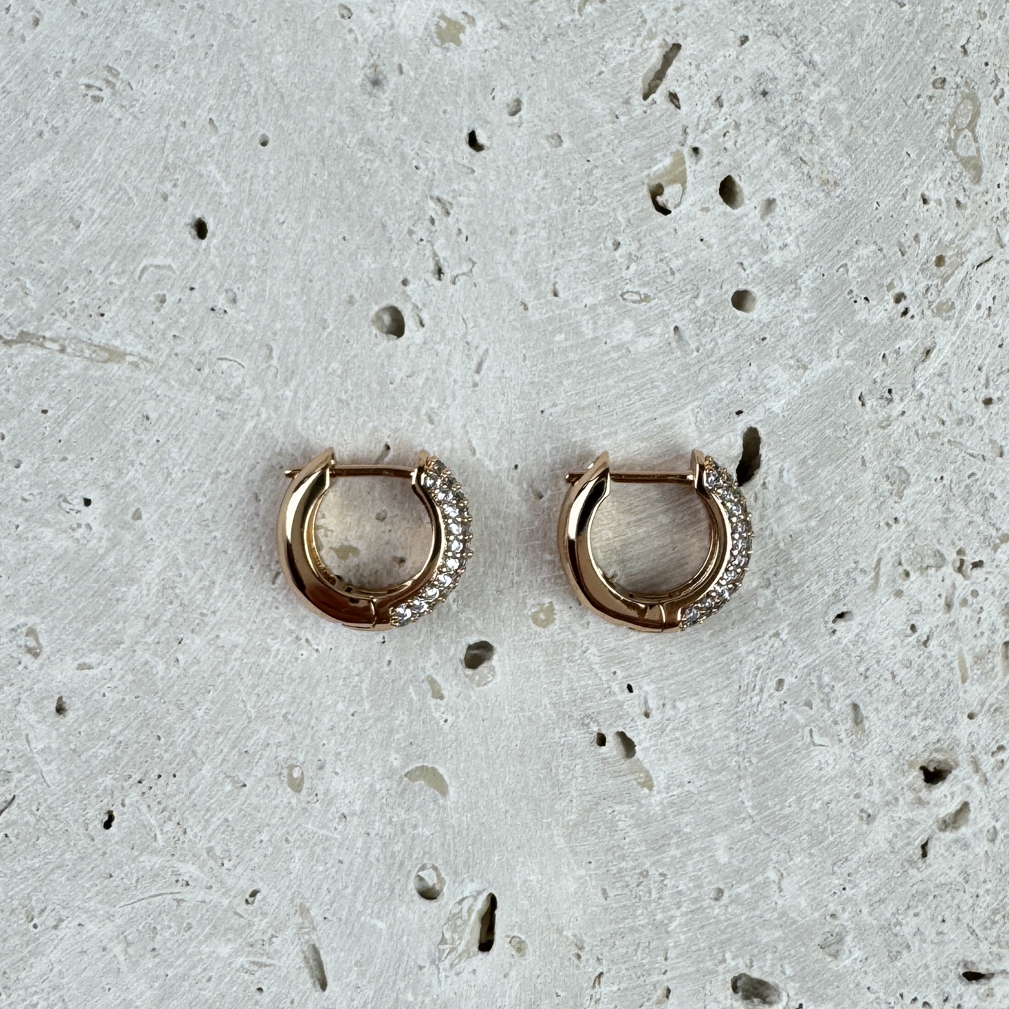 Auskarai Kilni Akimirka