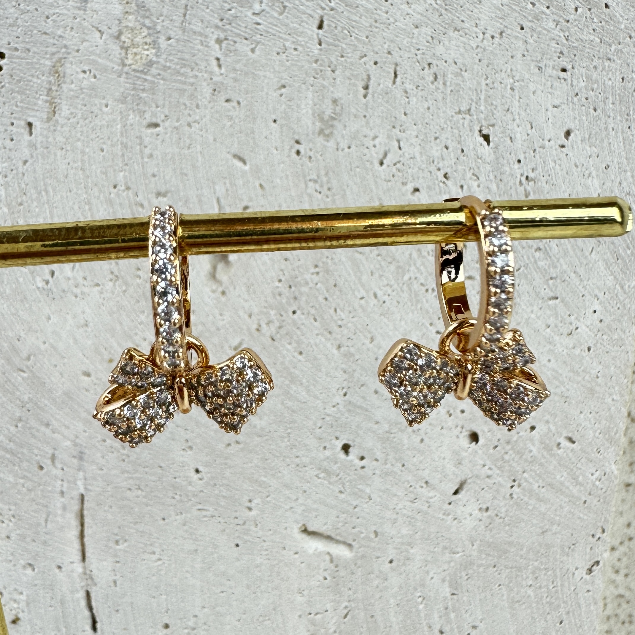 Auskarai Meilės kibirkštis