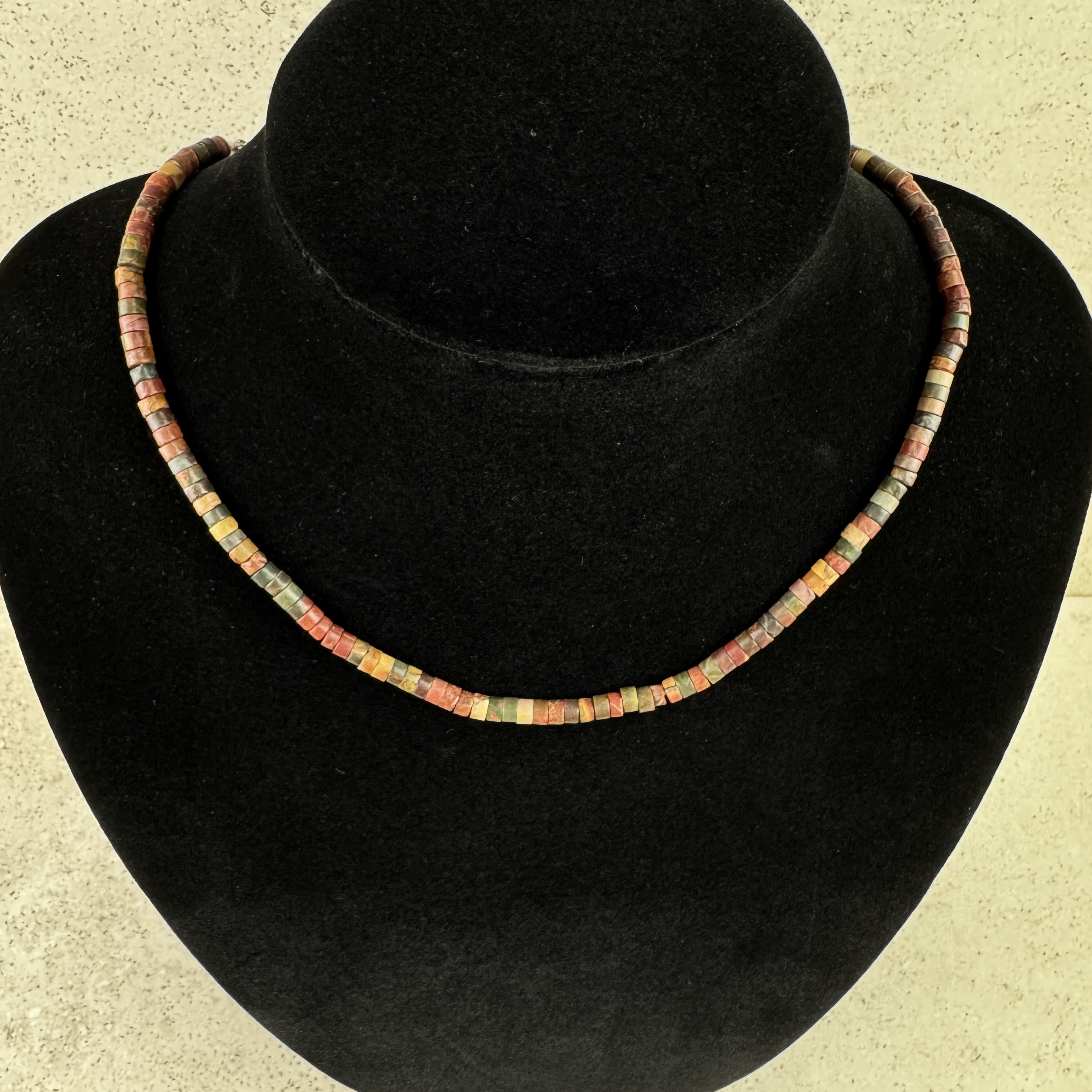 Jaspio vėrinys - Vidinė jėga