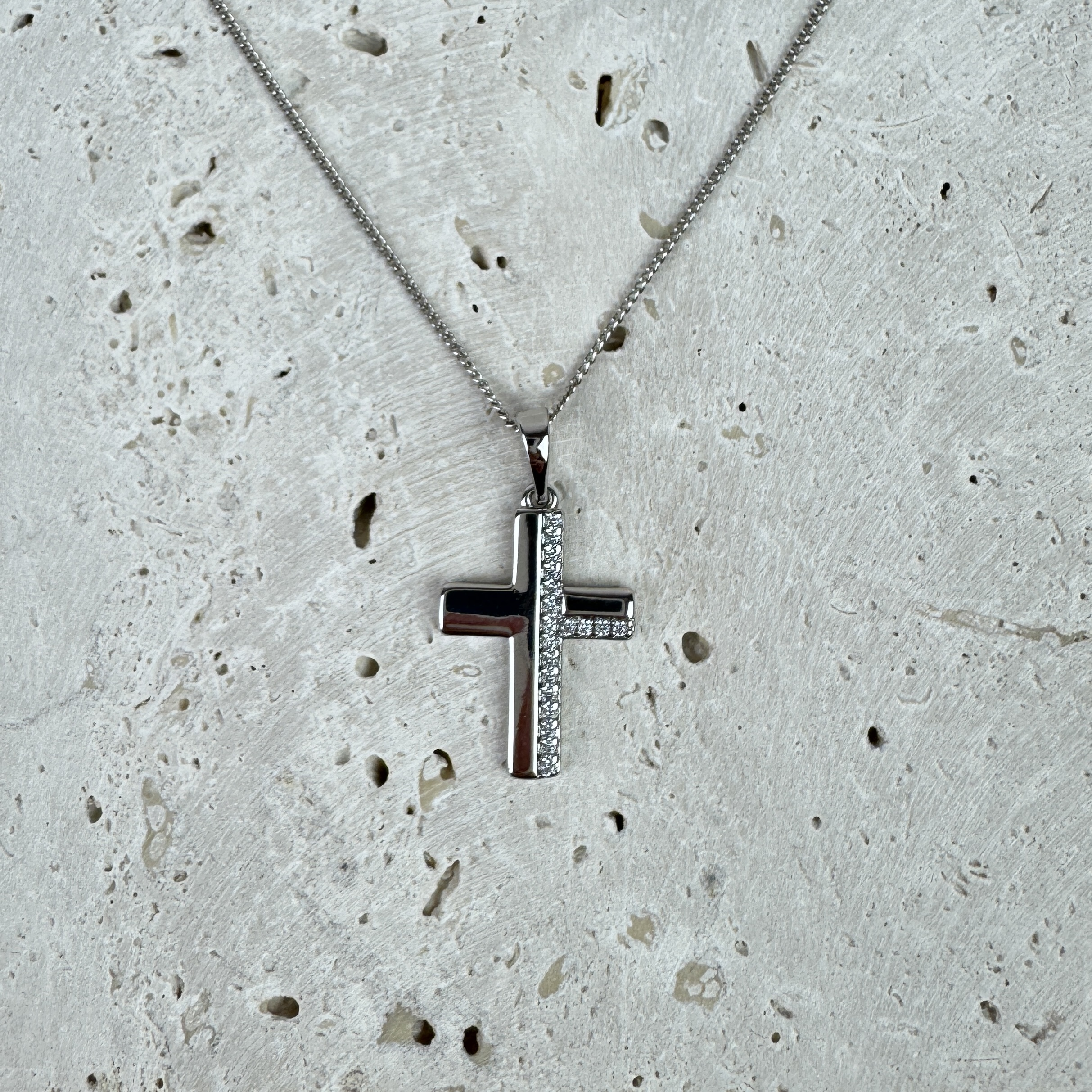 Pakabukas Fine Light