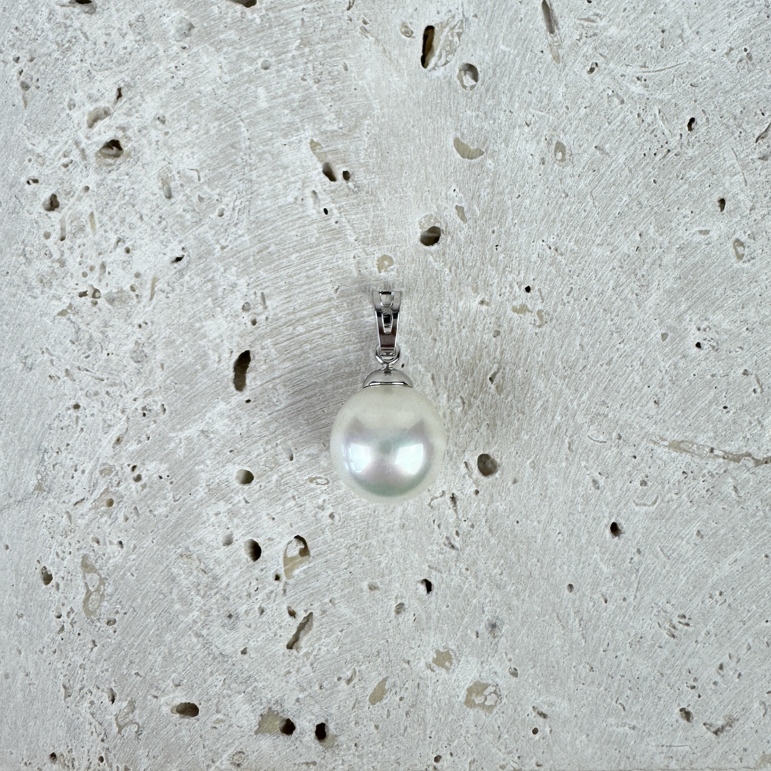 Pakabukas Sidabrinė Skaistė