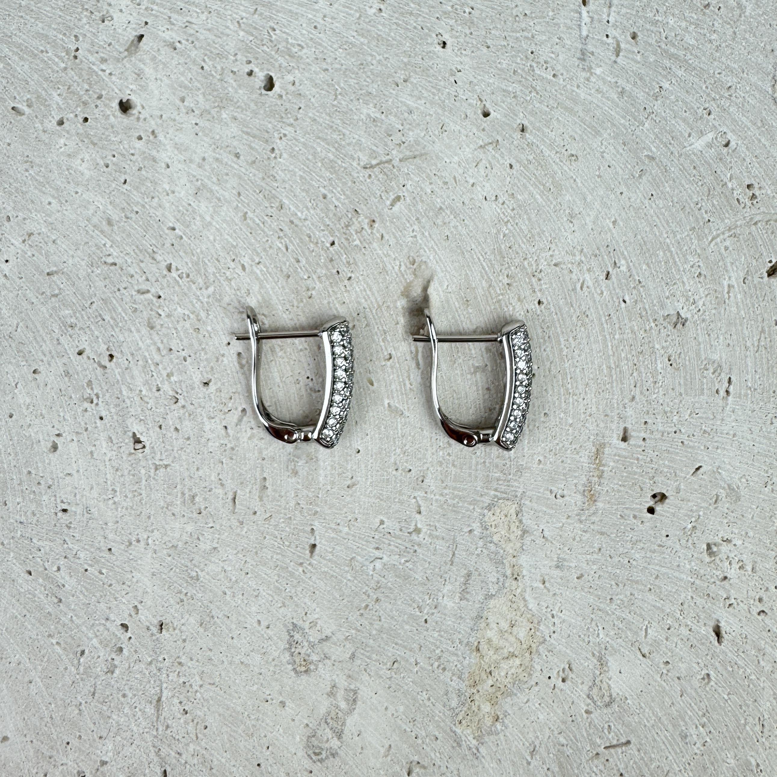 Auskarai Švytinti Kibirkštis