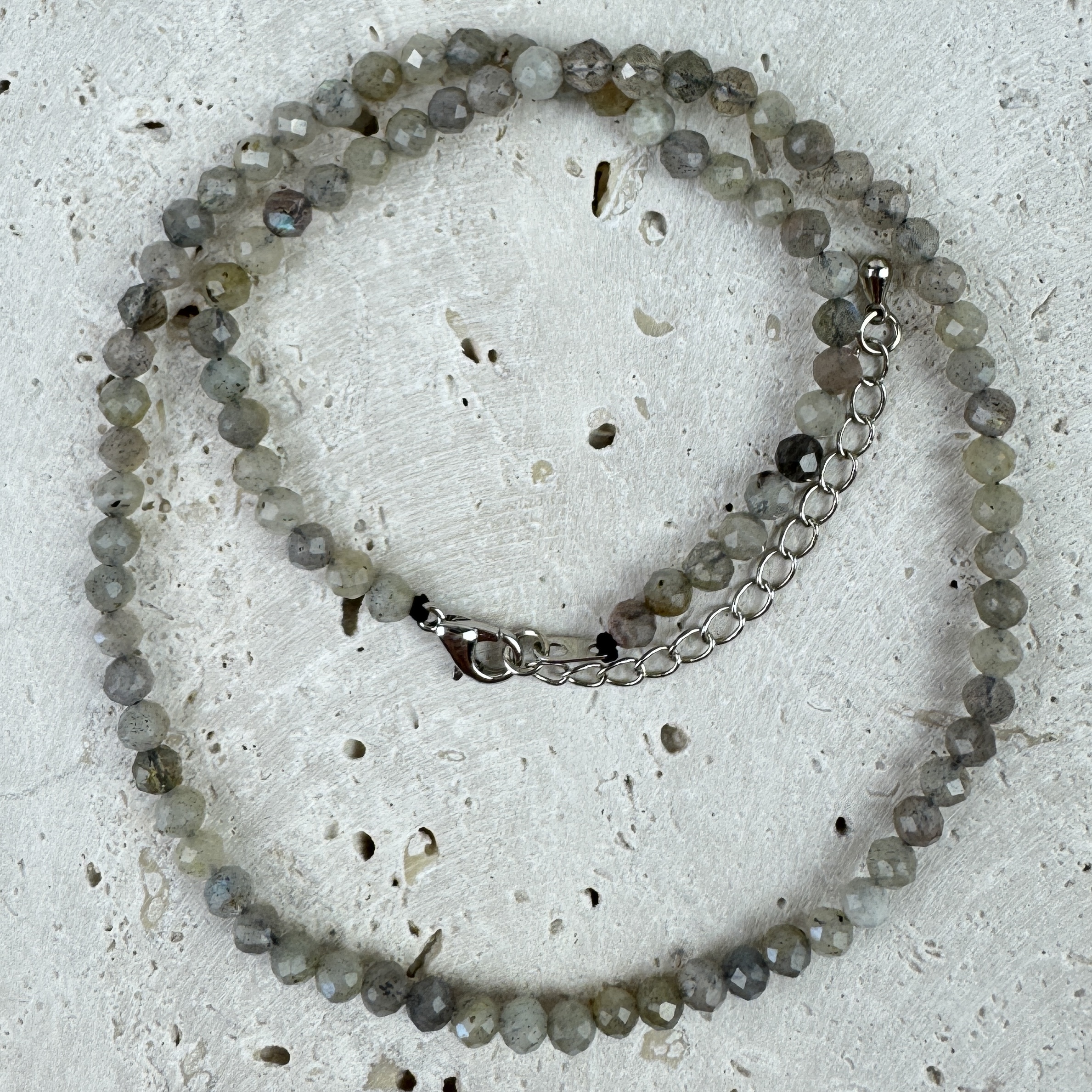 Labradorito vėrinys - Šiaurės šviesa