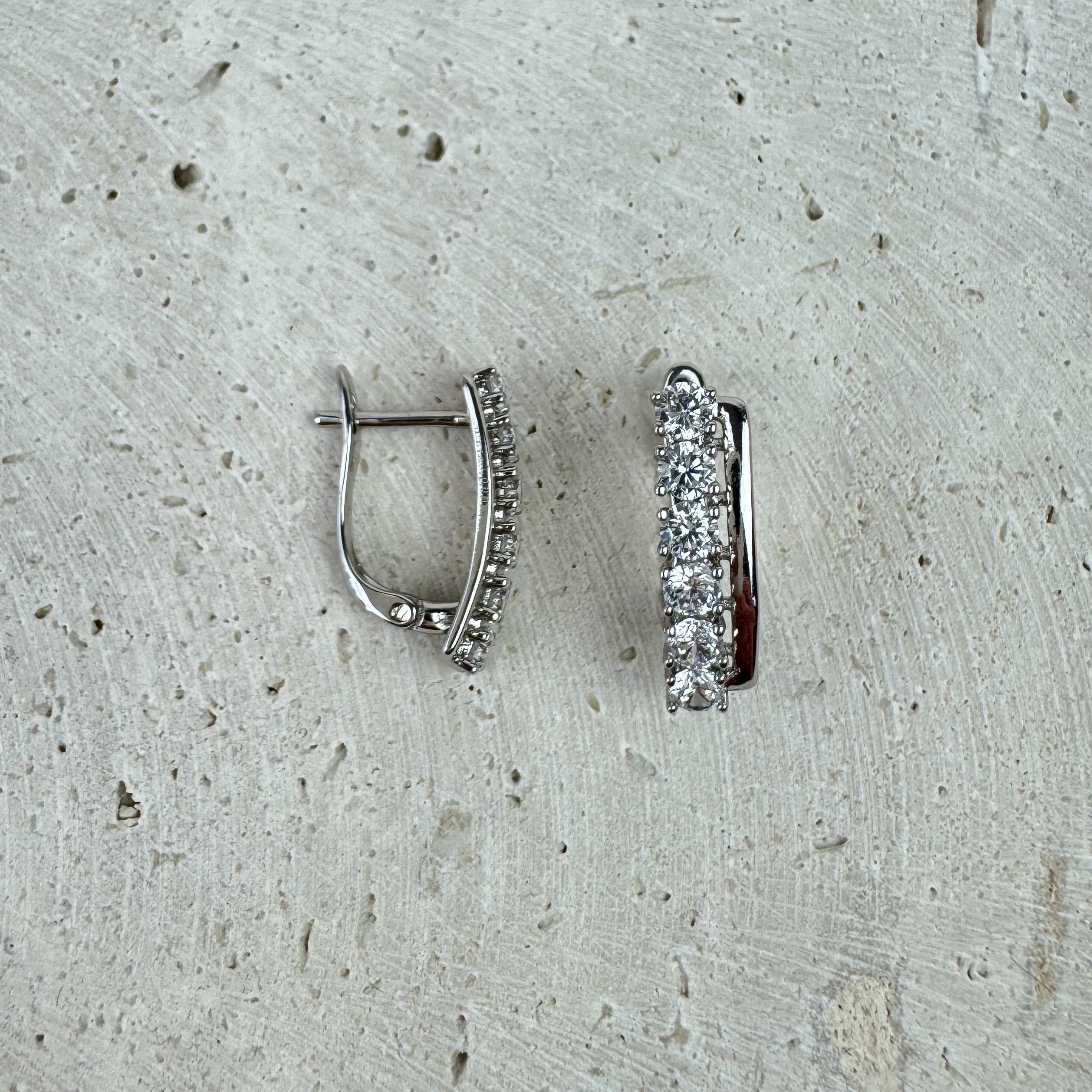 Auskarai Auksinė Linija