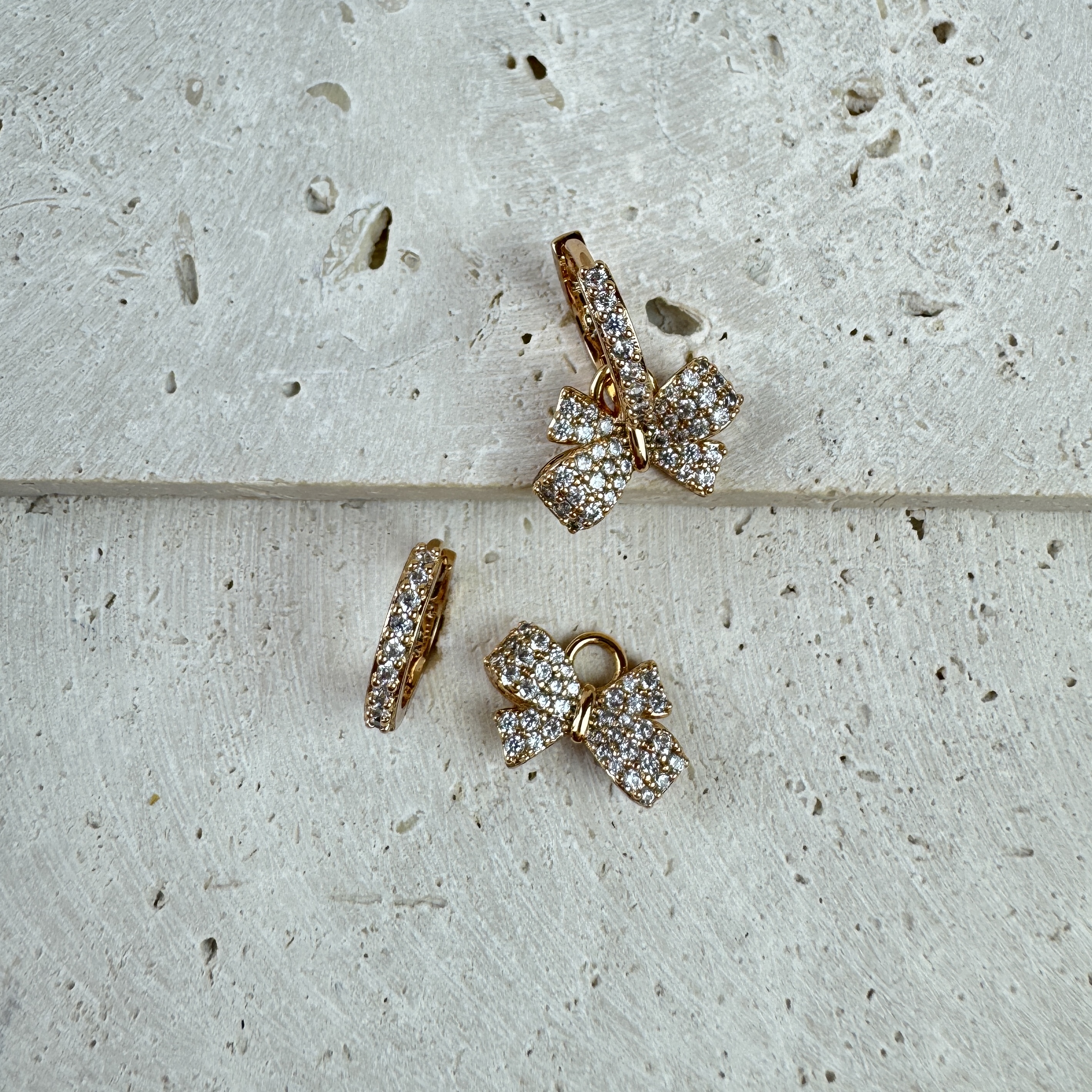 Auskarai Meilės kibirkštis