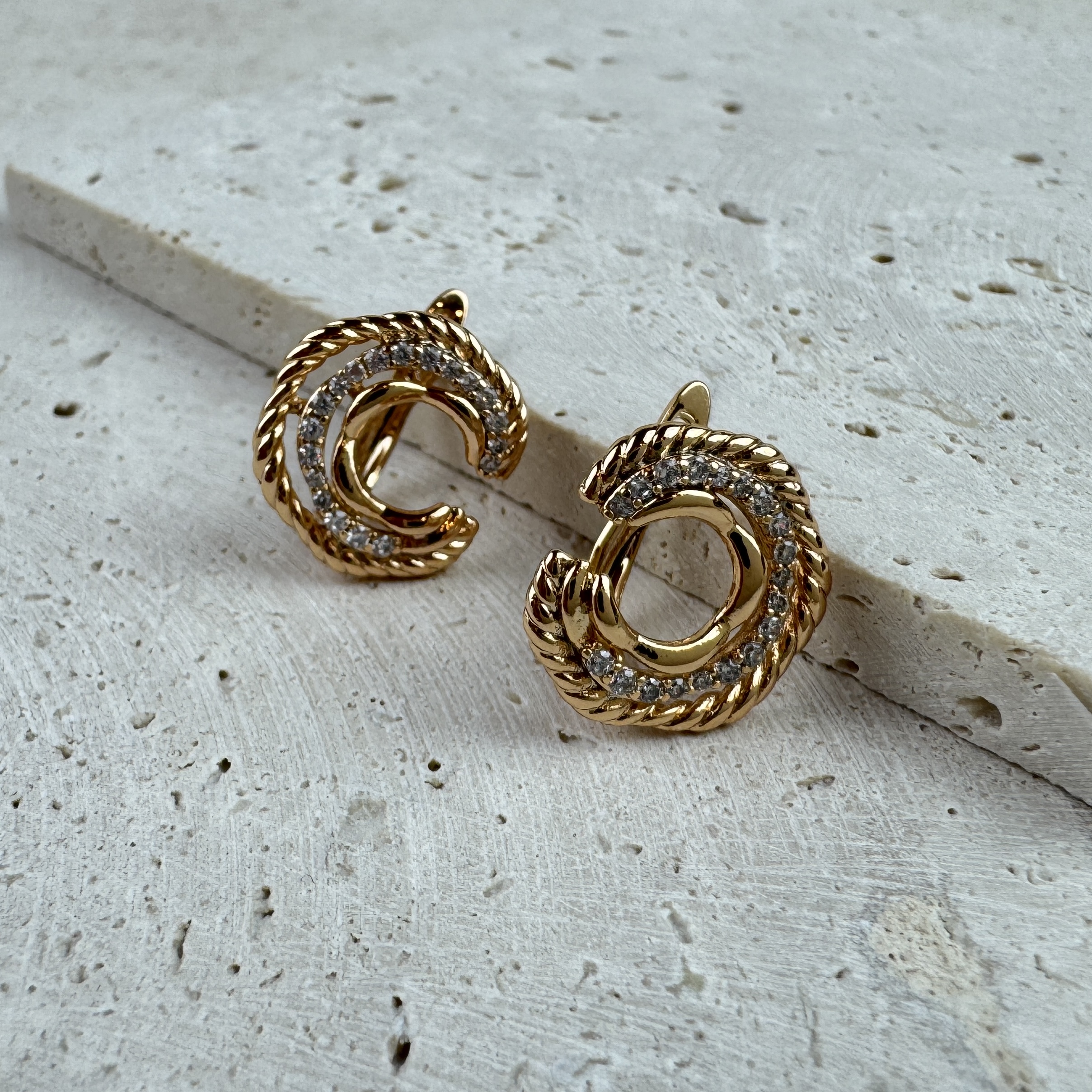 Auskarai Tylos Žiedai