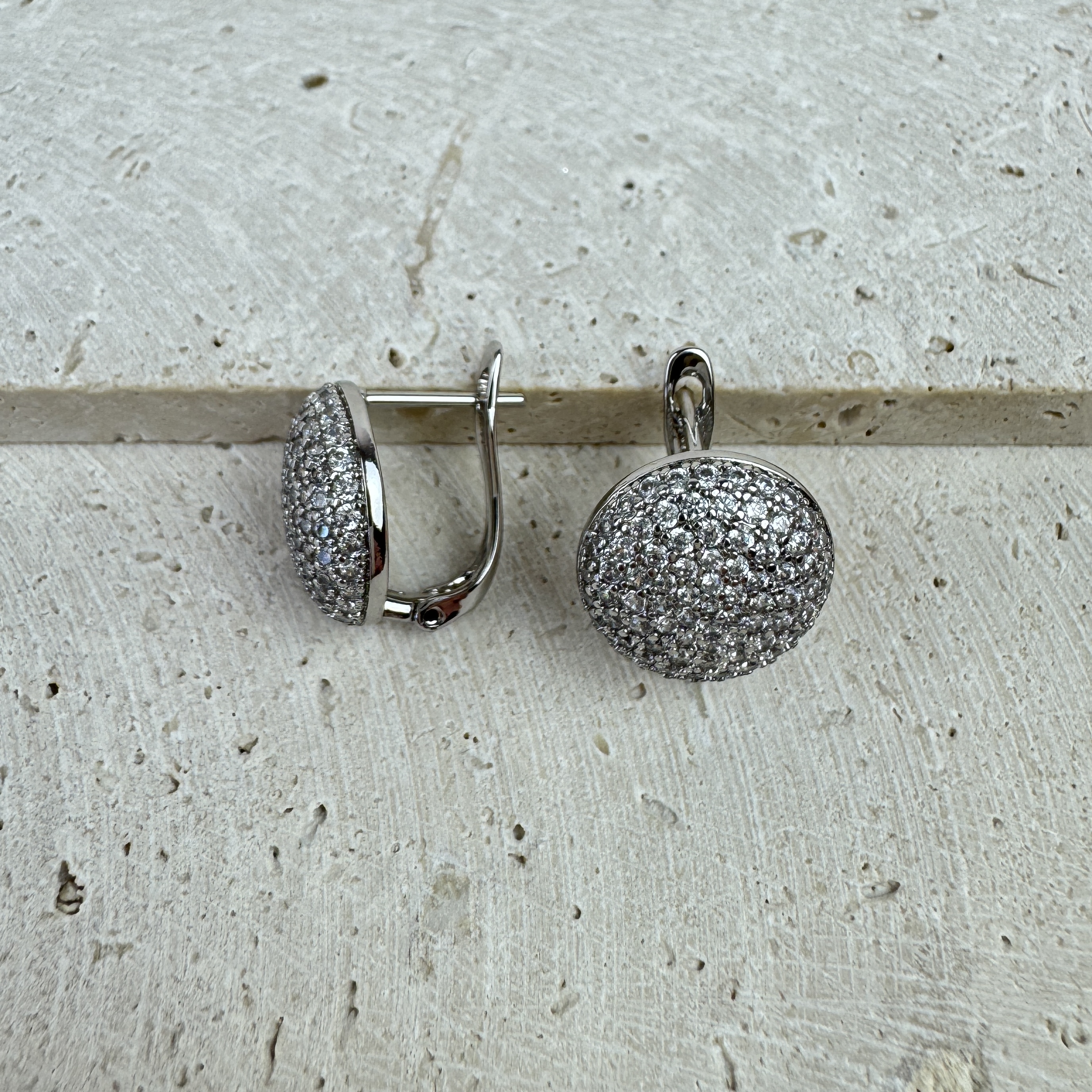 Auskarai Amžina Šviesa