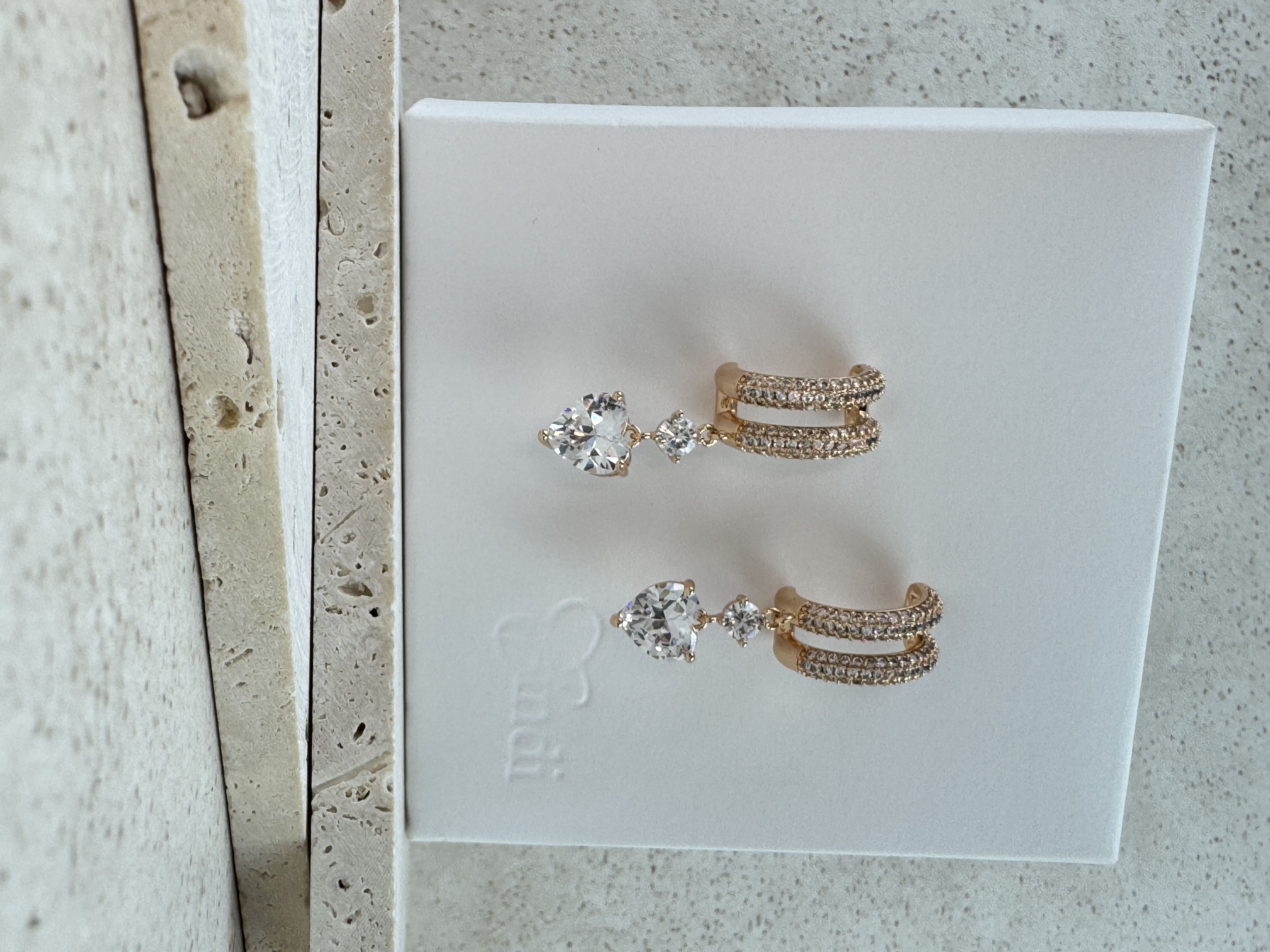 Auskarai Meilės kalba