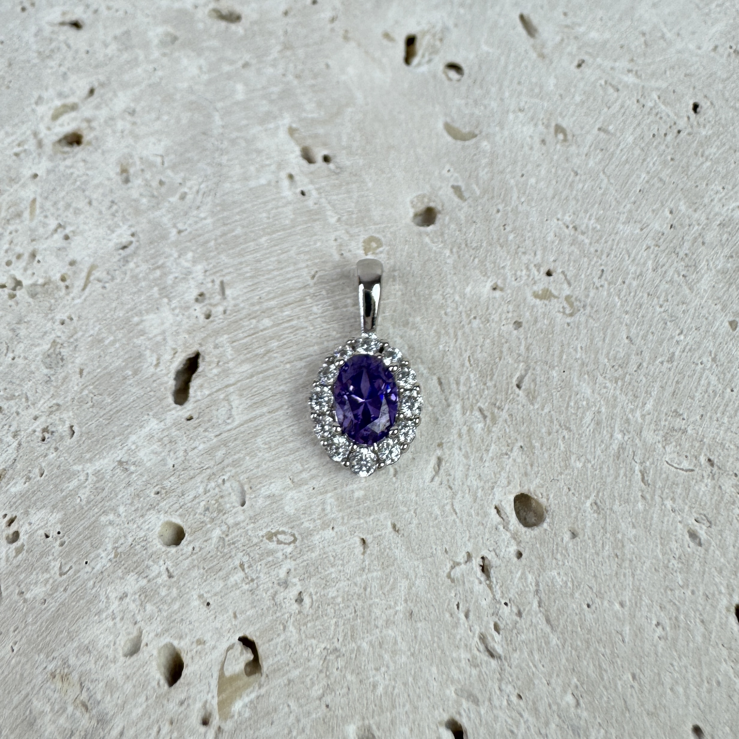 Pakabutis Klasikos Lašas