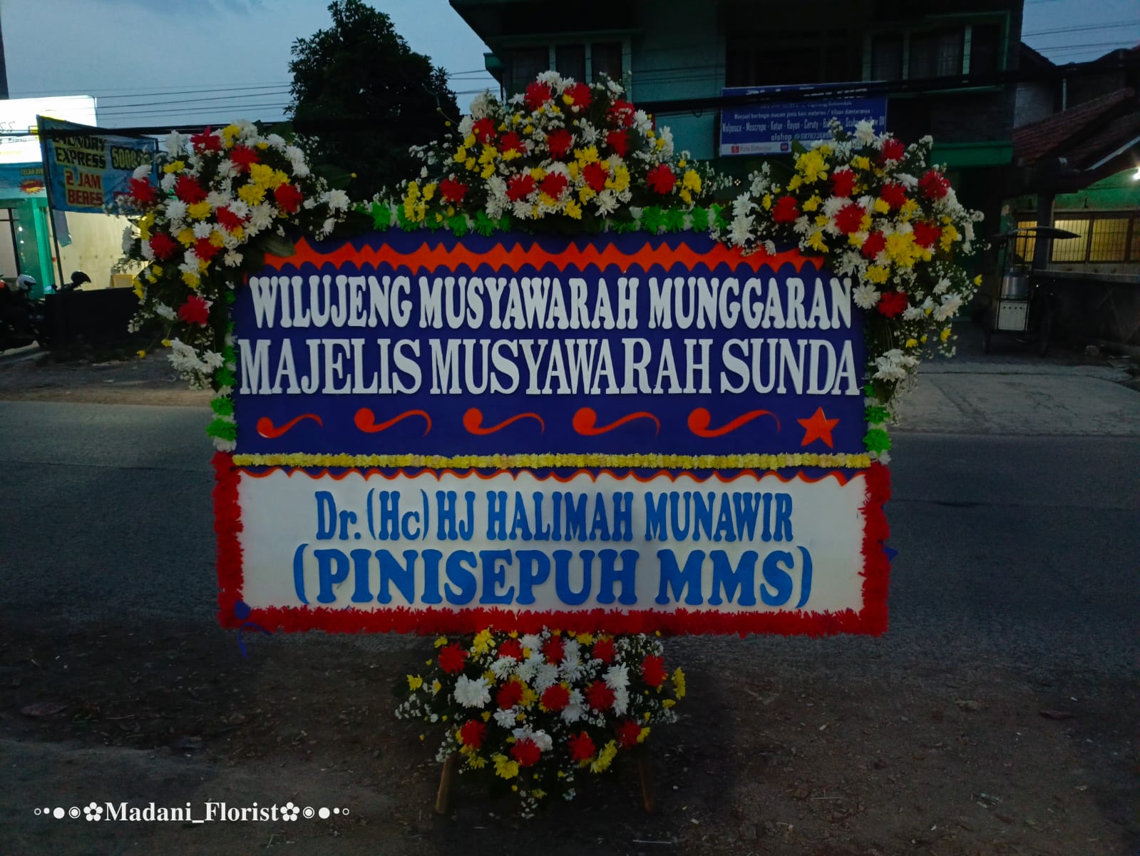 bunga papan selamat sukses dirgahayu opening