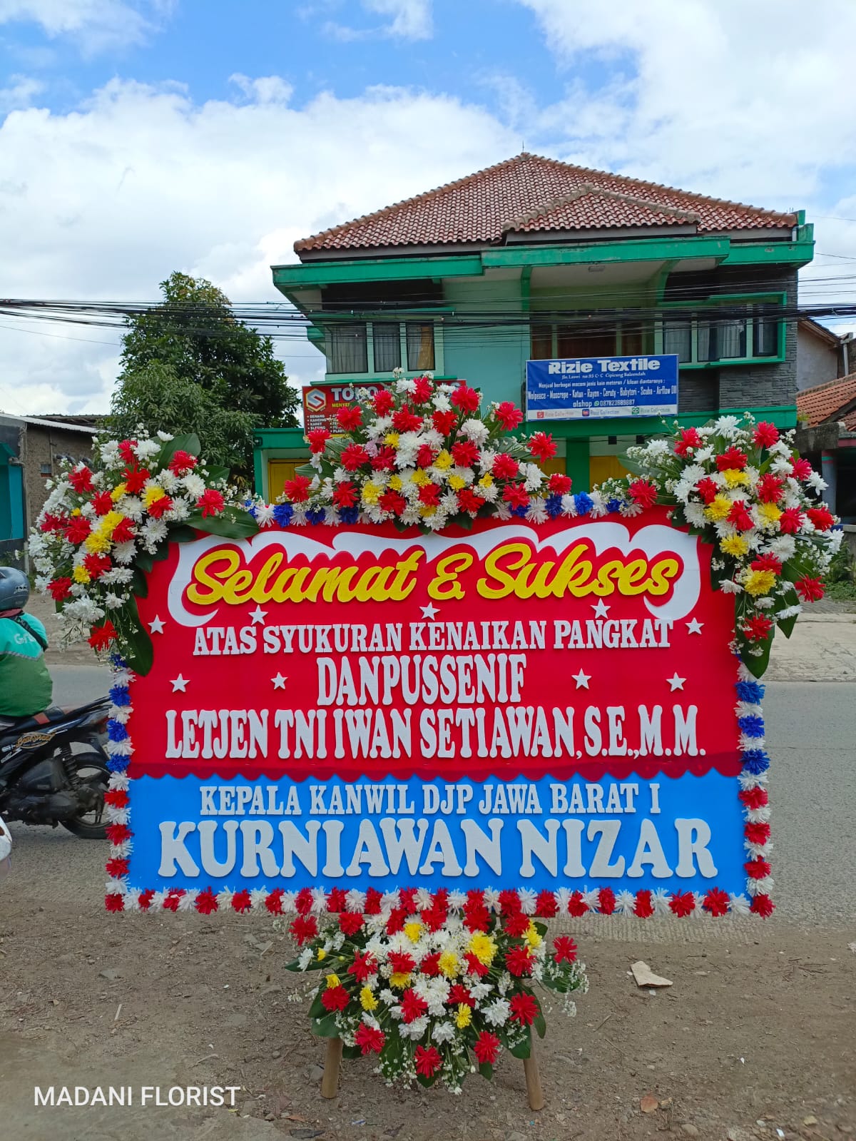 Bunga papan pelantikan / sertijab