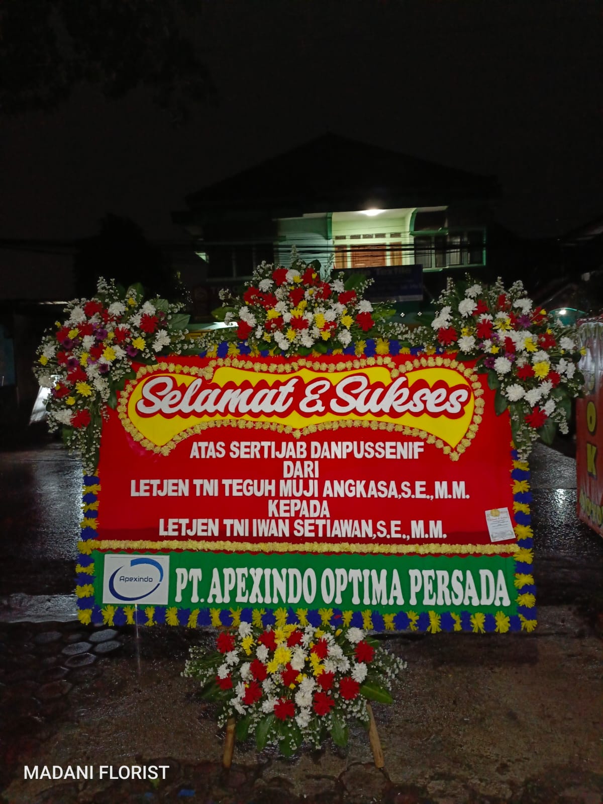 Bunga papan pelantikan / sertijab