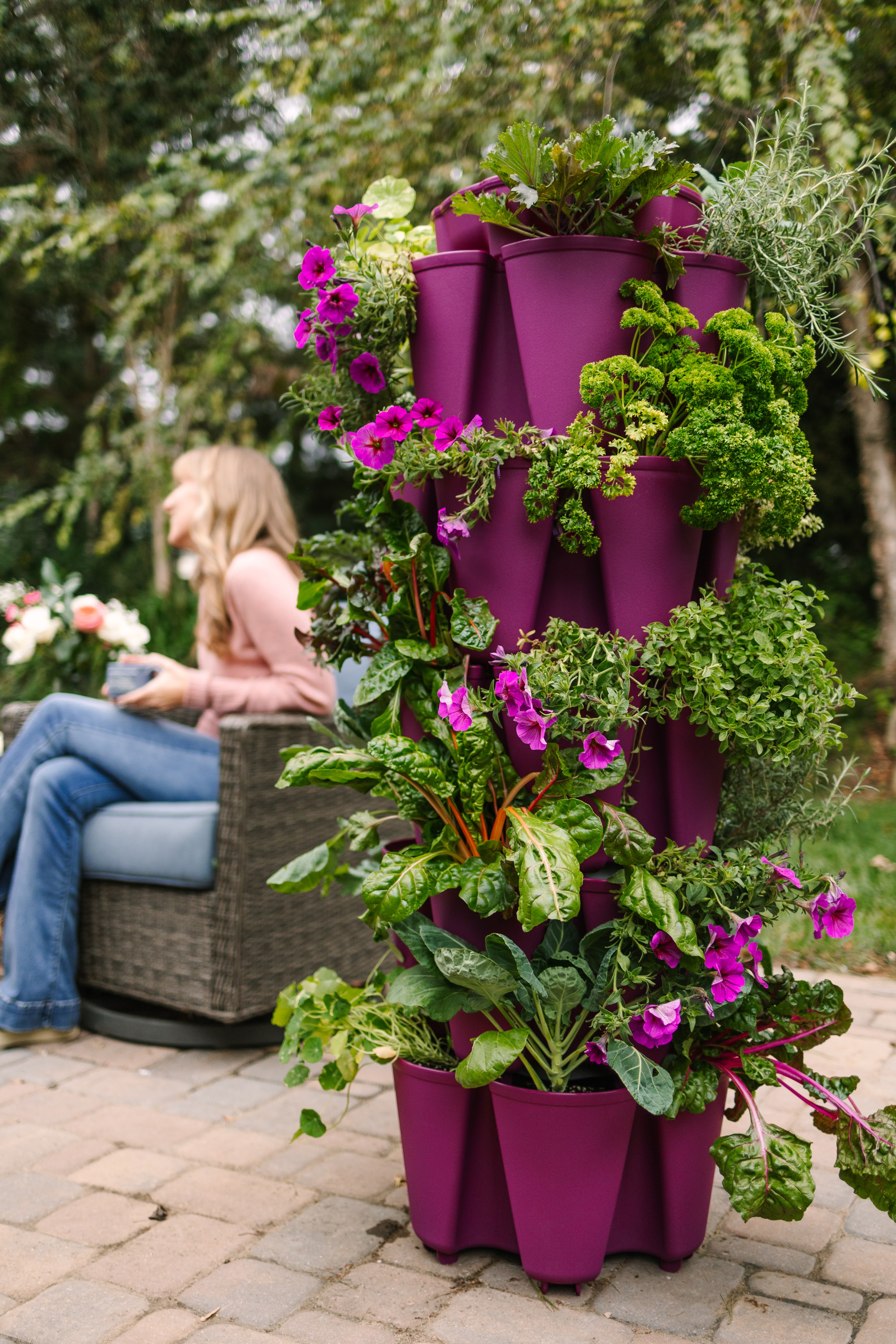 GreenStalk Leaf Vertical Planter, 7 tier 