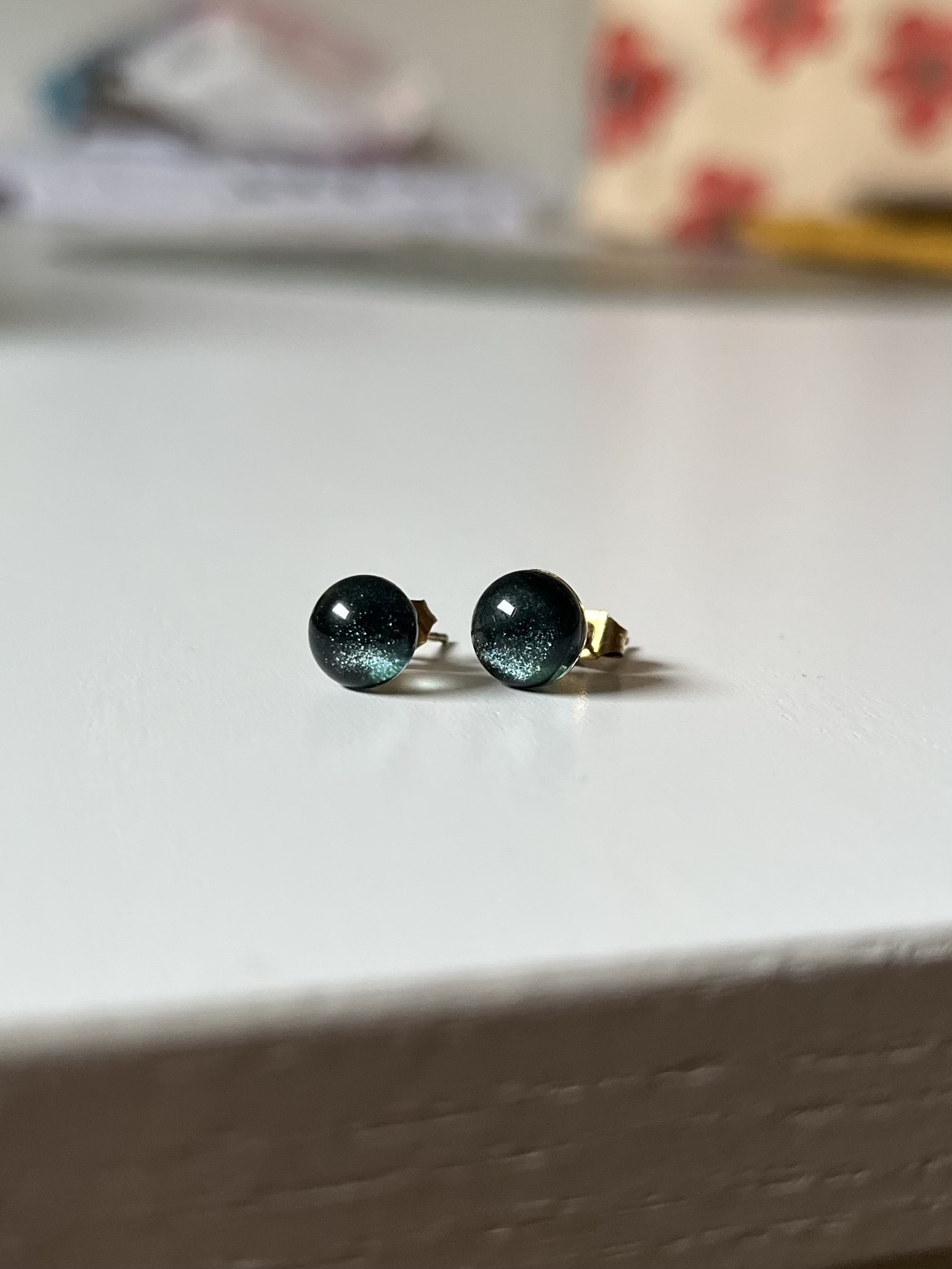 Boucles d’oreilles kaki pailleté