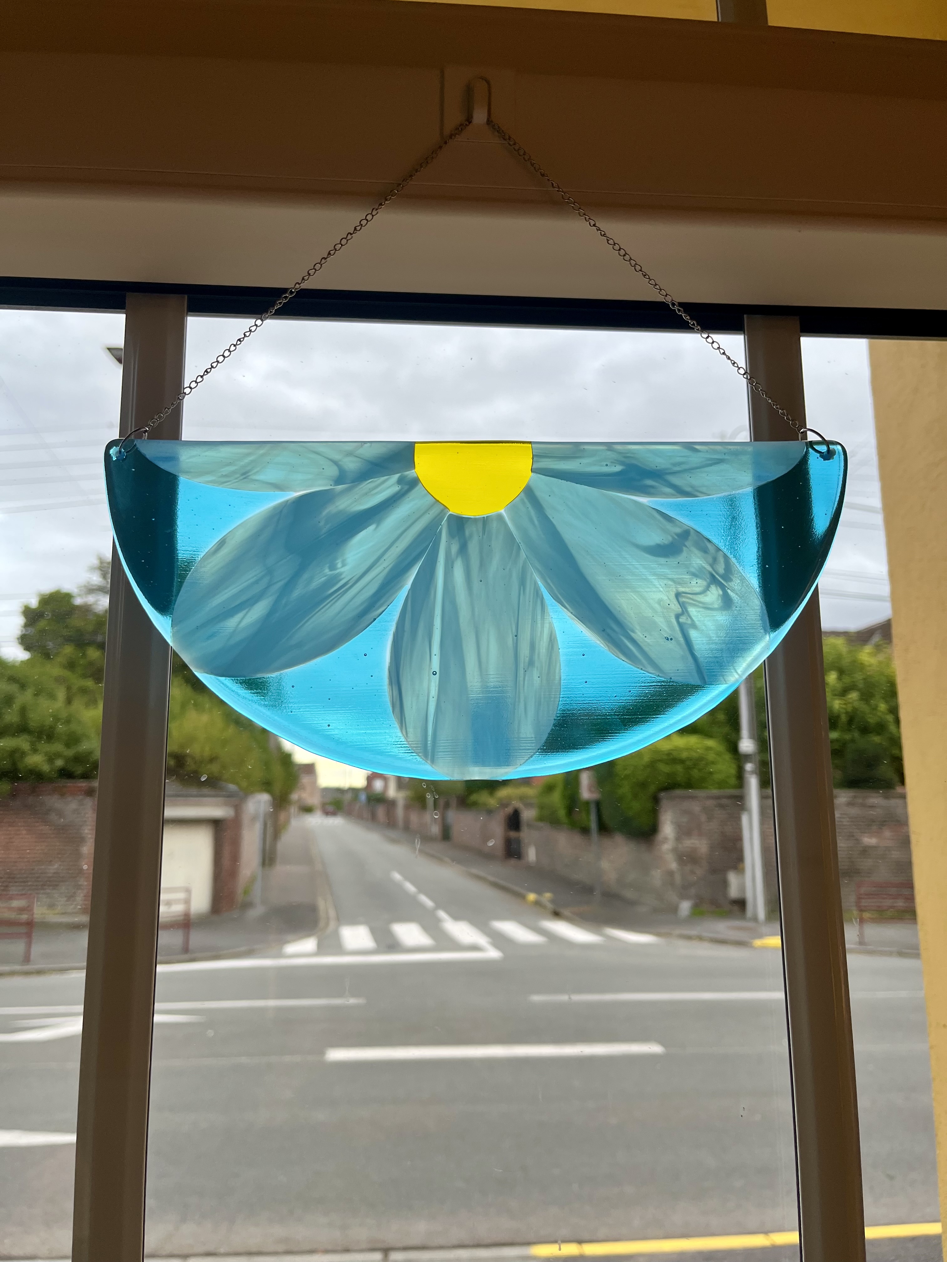 Fleur bleue - Arc de fenêtre 