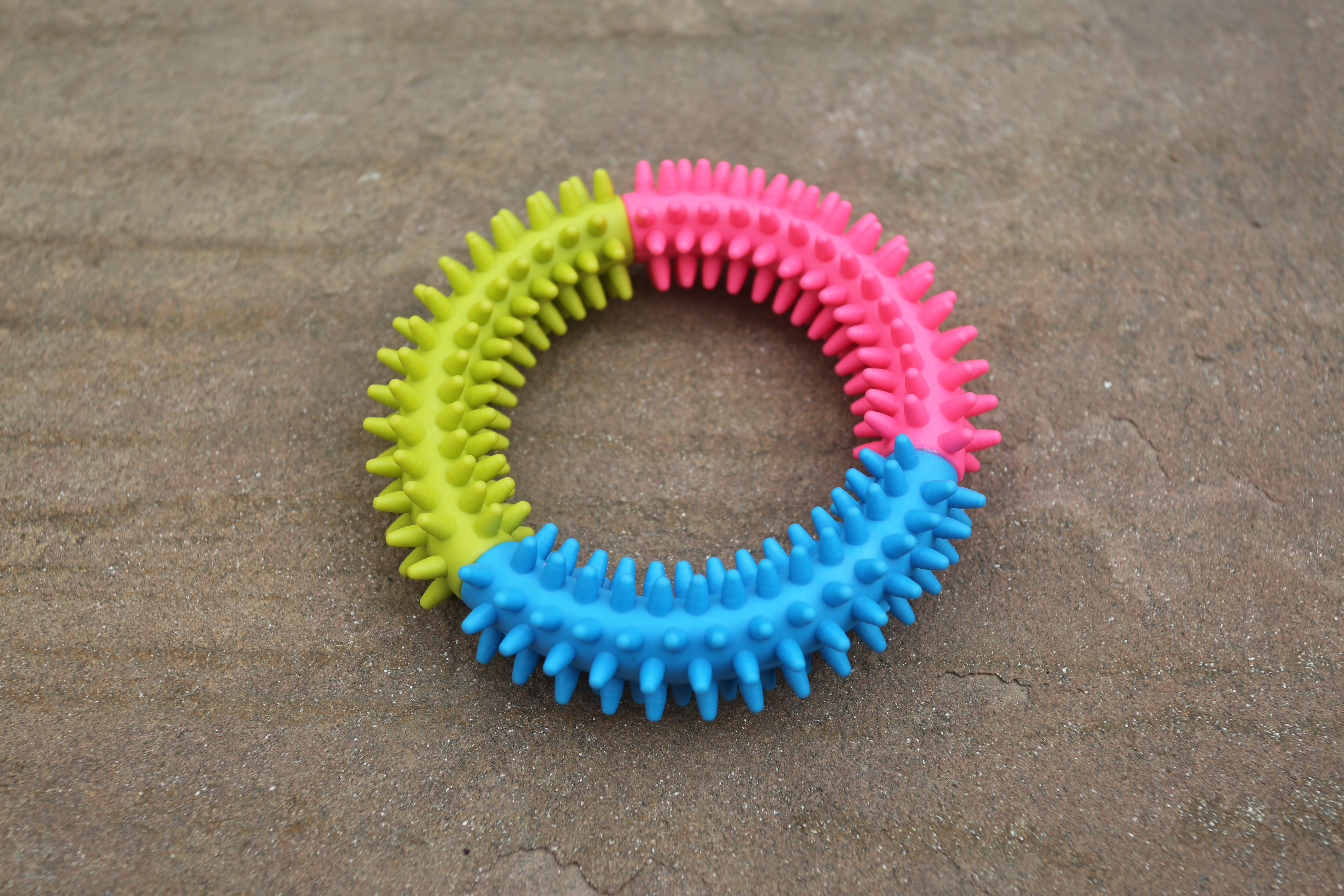 Anillo tricolor